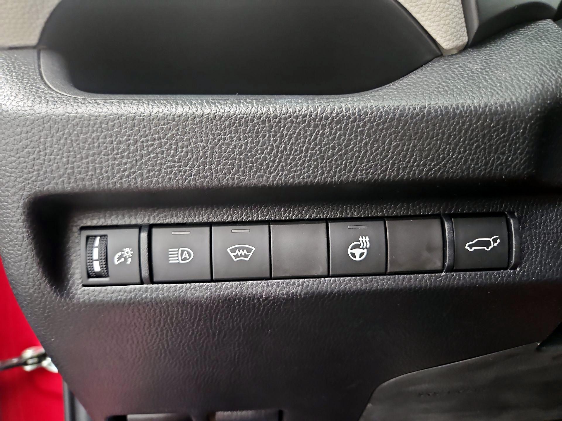 Thumbnail: 2023 Toyota RAV4 - 11