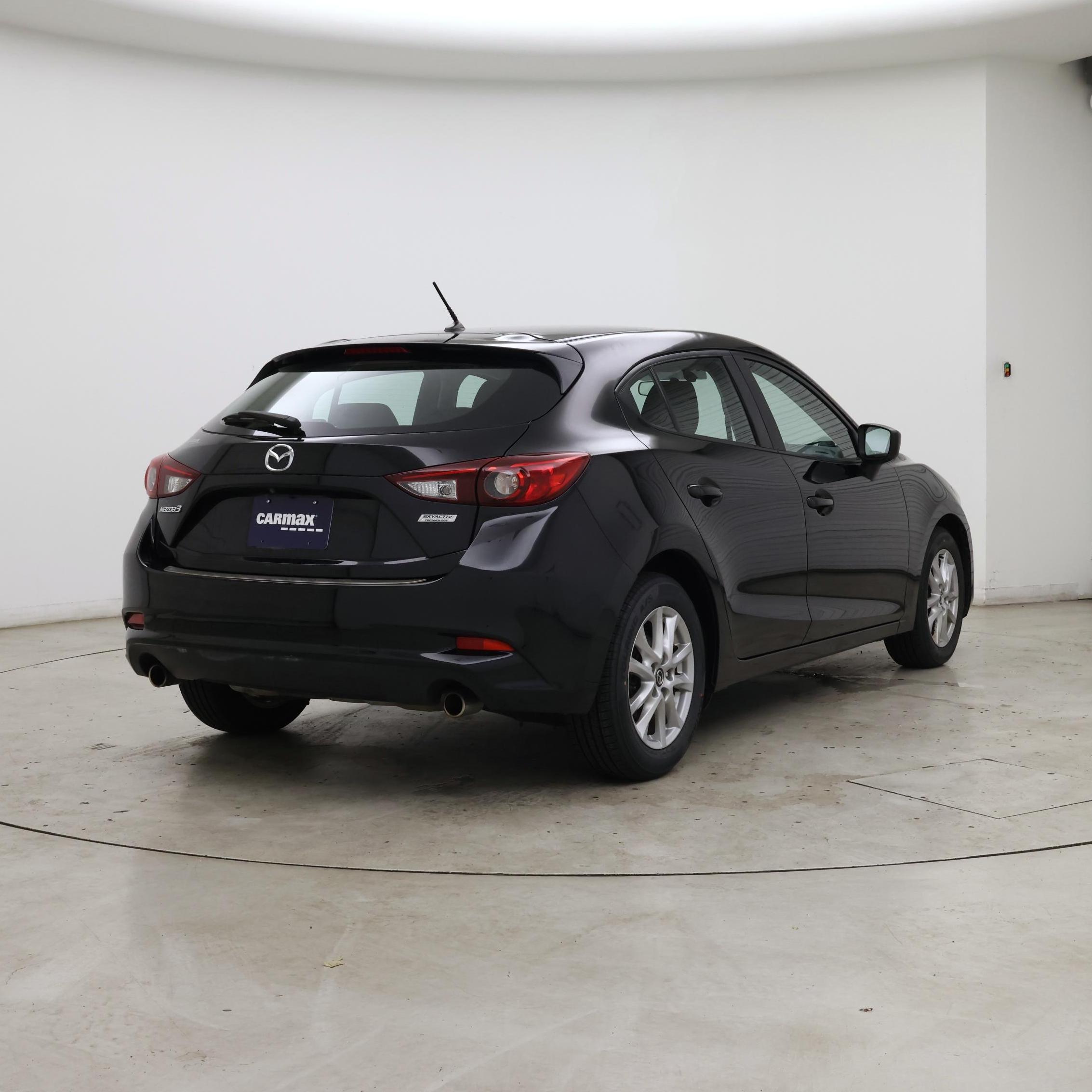 Thumbnail: 2017 Mazda Mazda3 - 8