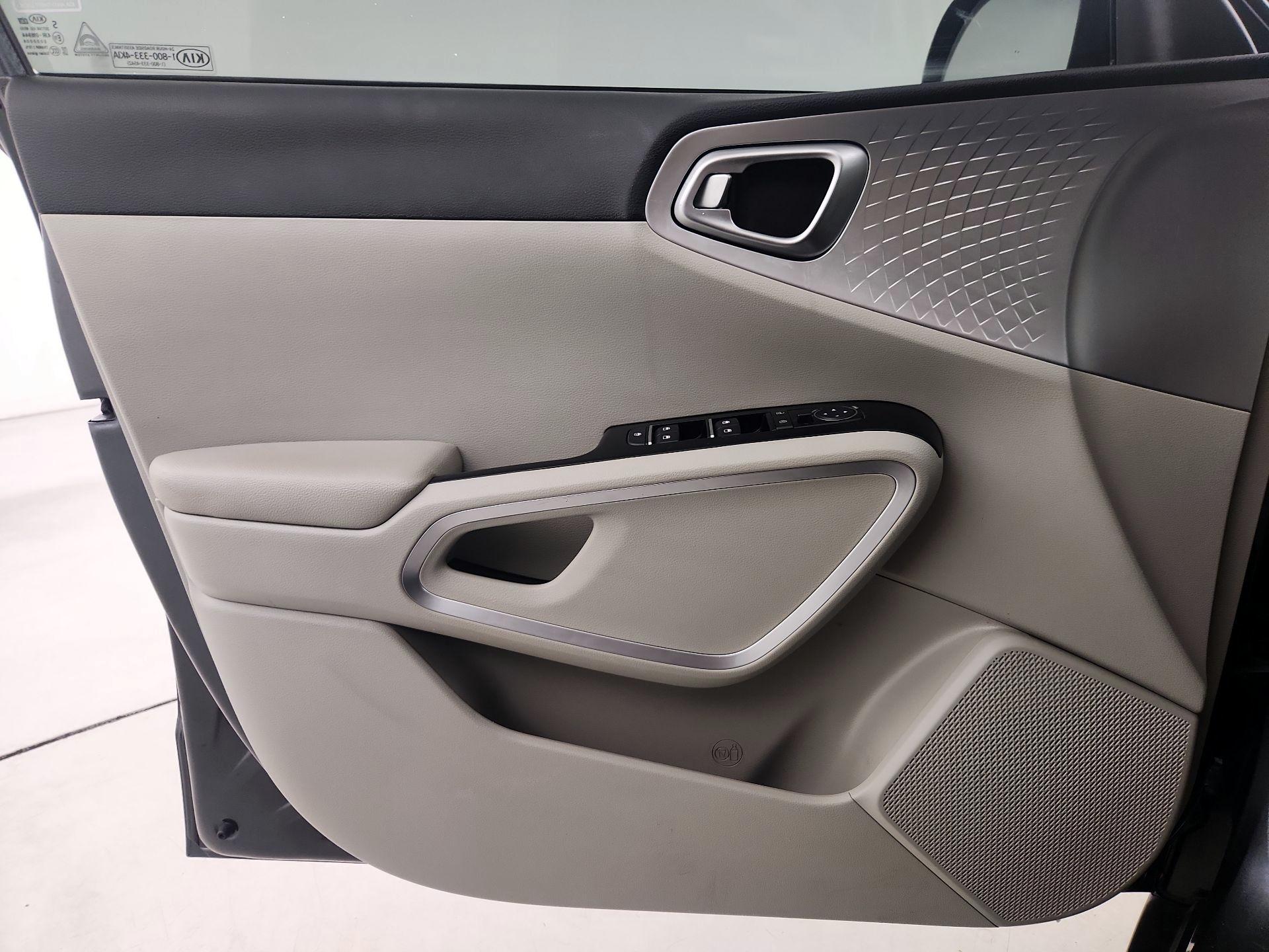 Thumbnail: 2021 Kia Soul - 12