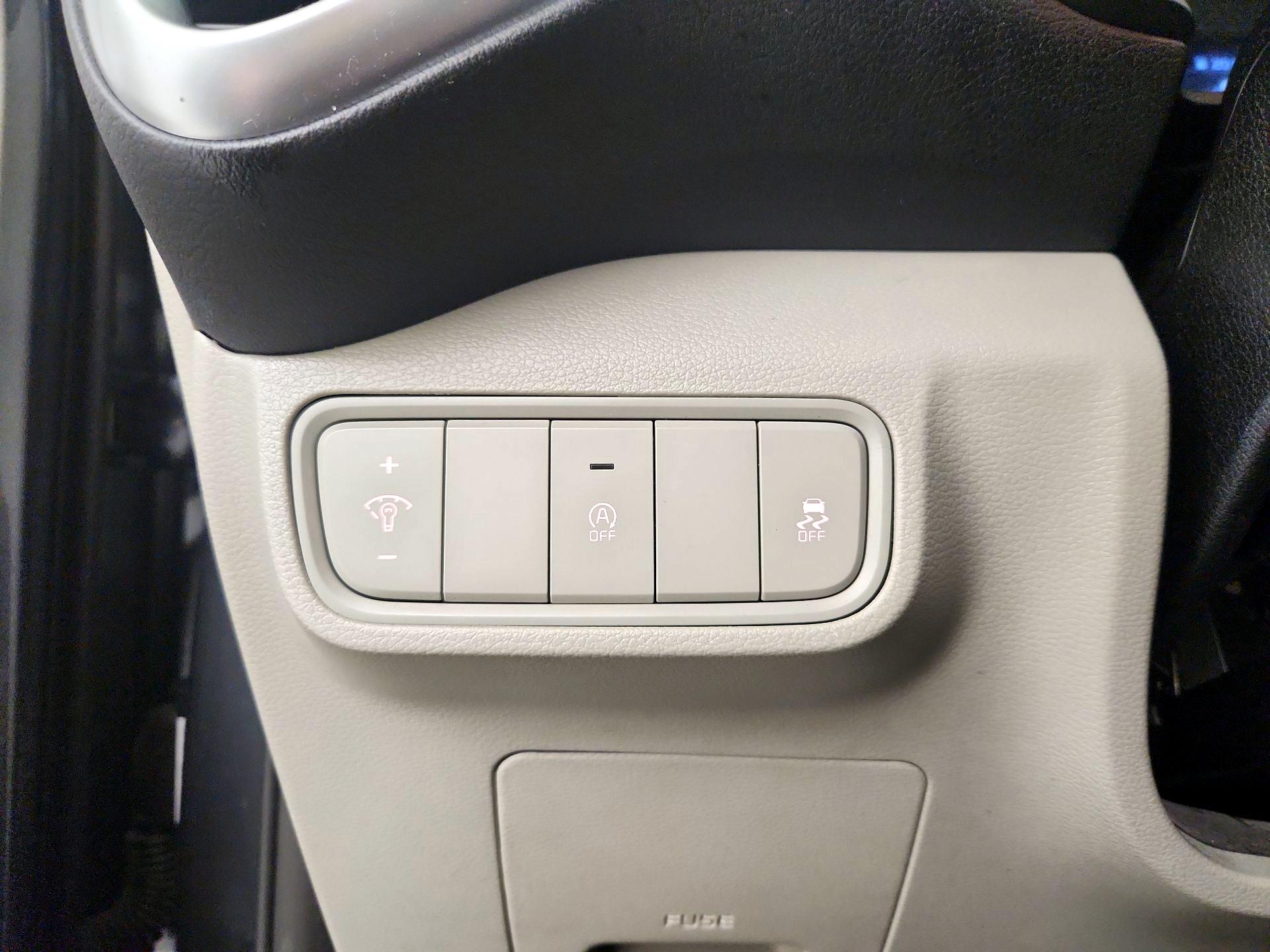 Thumbnail: 2021 Kia Soul - 13