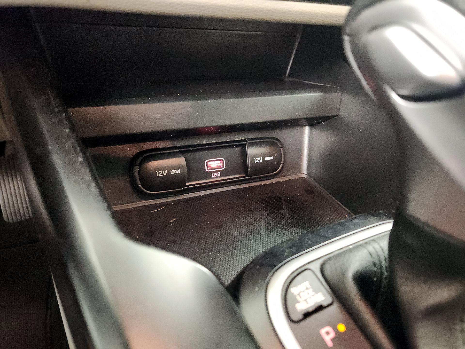 Thumbnail: 2021 Kia Soul - 18