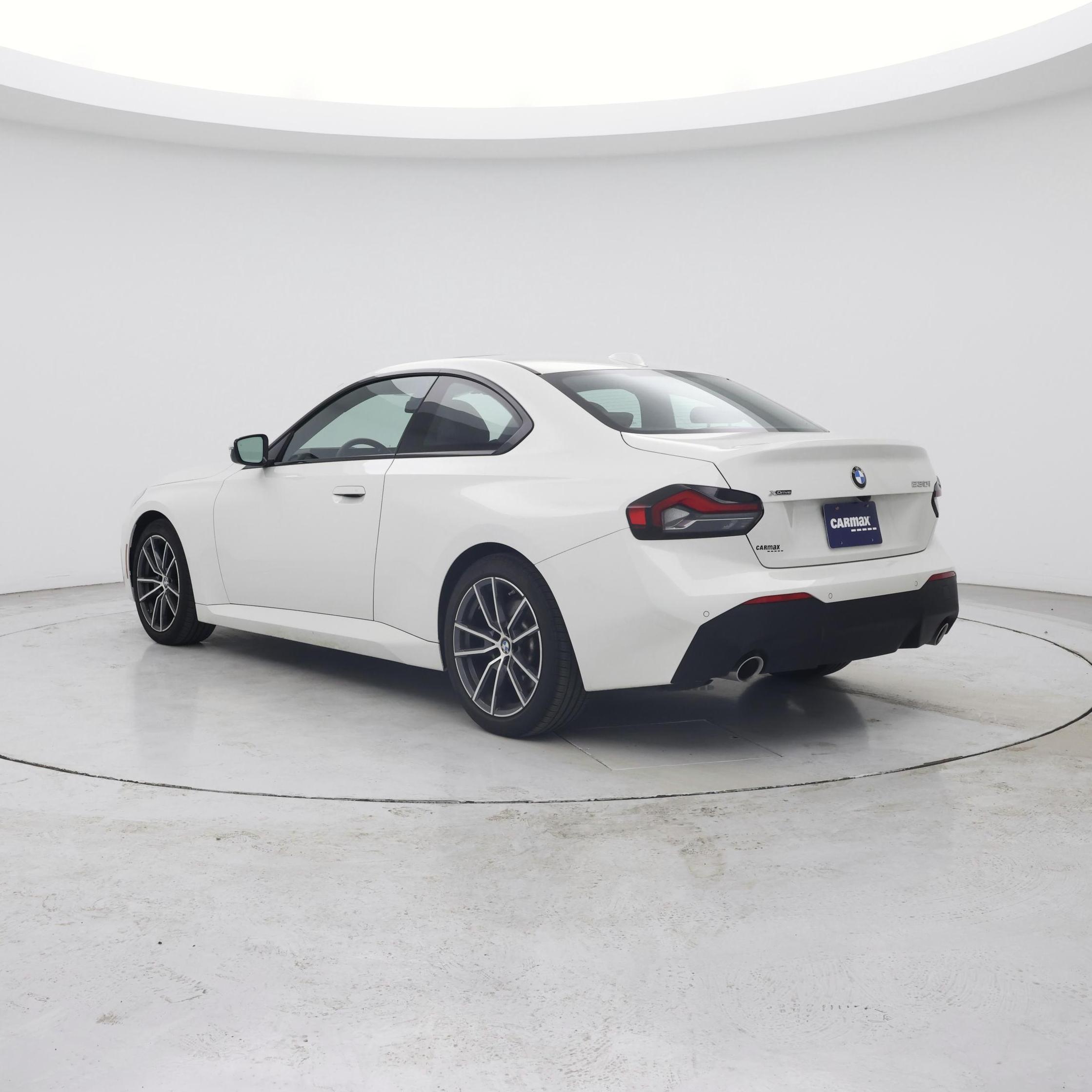 Thumbnail: 2023 BMW 2 Series - 2