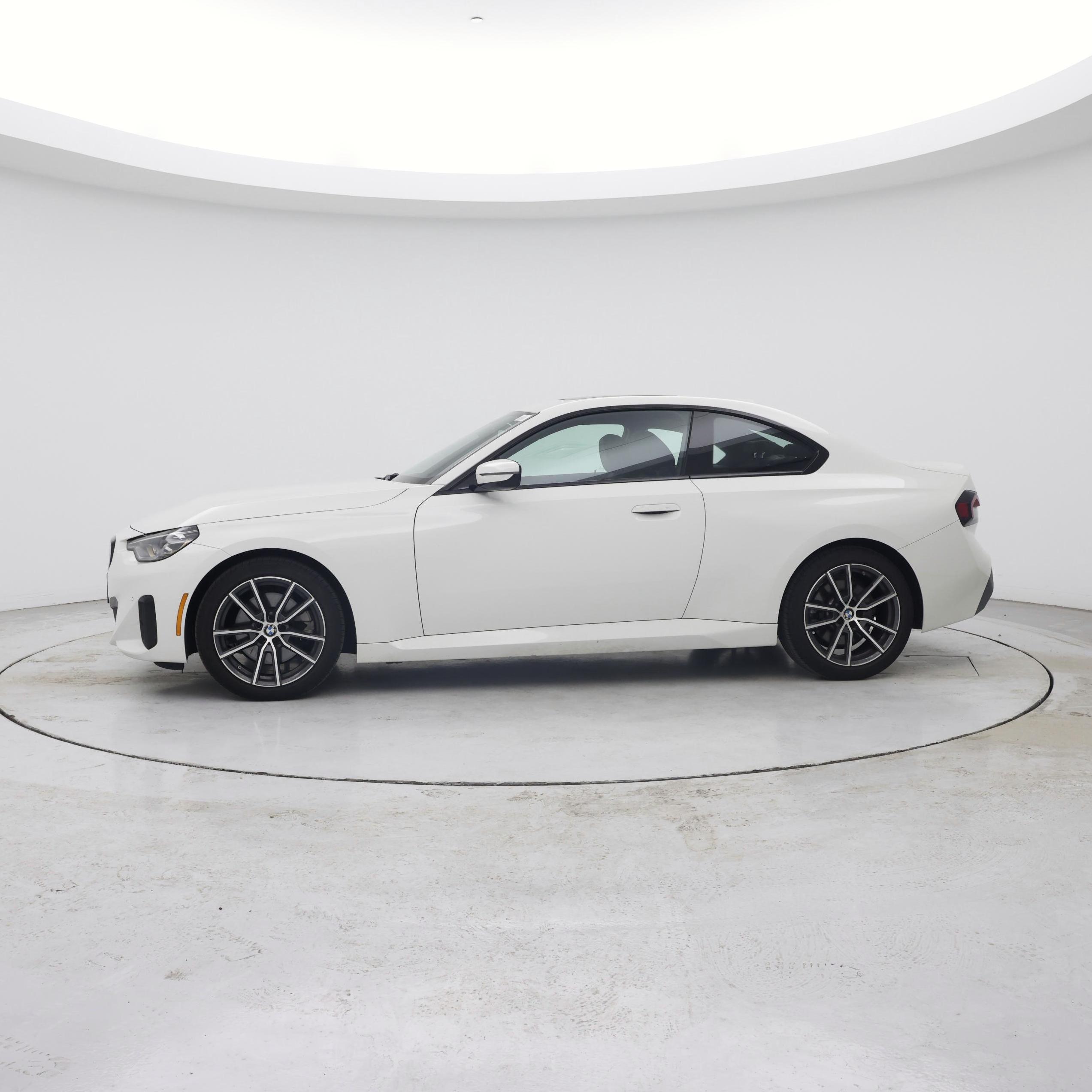 Thumbnail: 2023 BMW 2 Series - 3