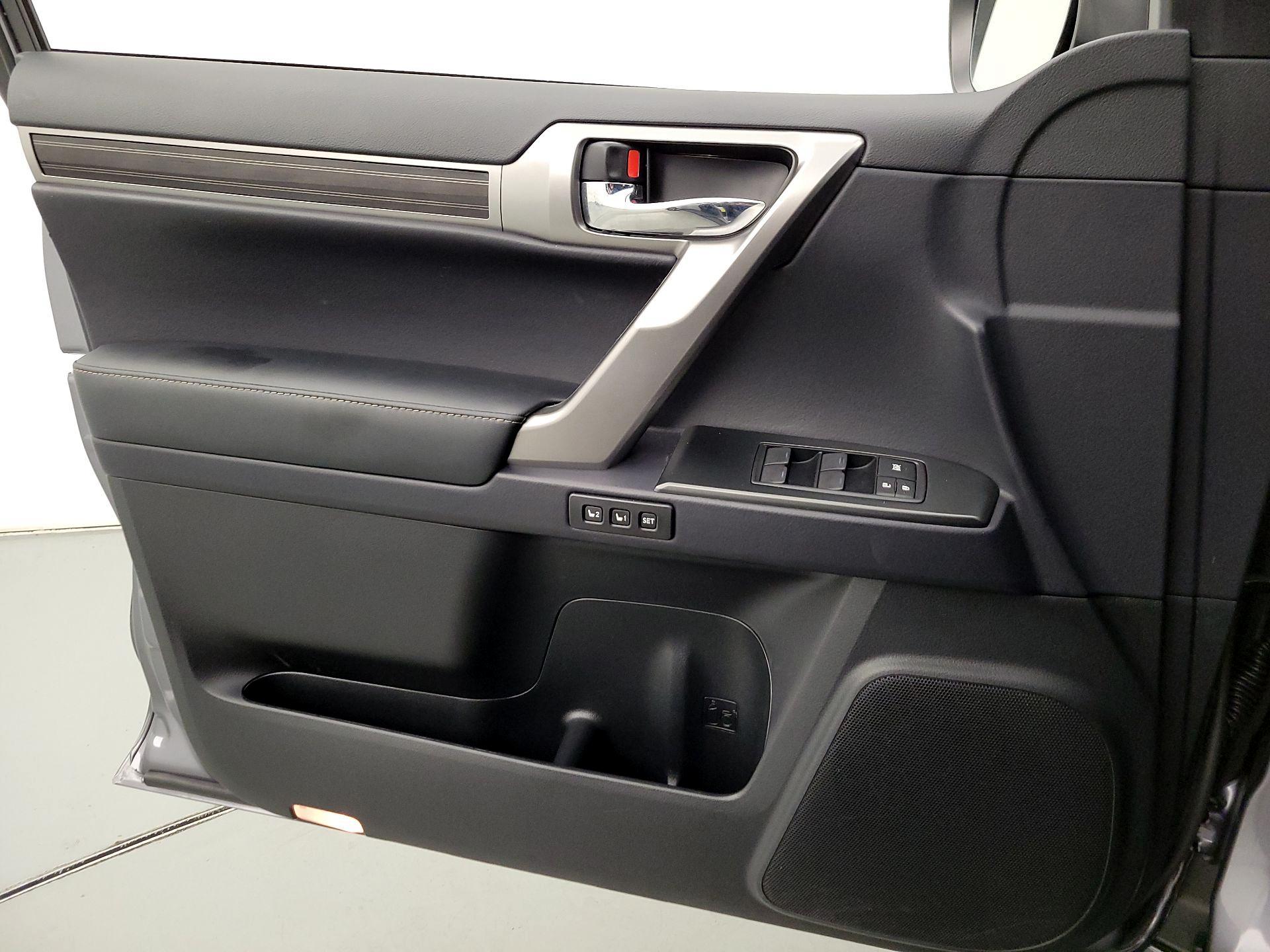 Thumbnail: 2023 Lexus GX - 12