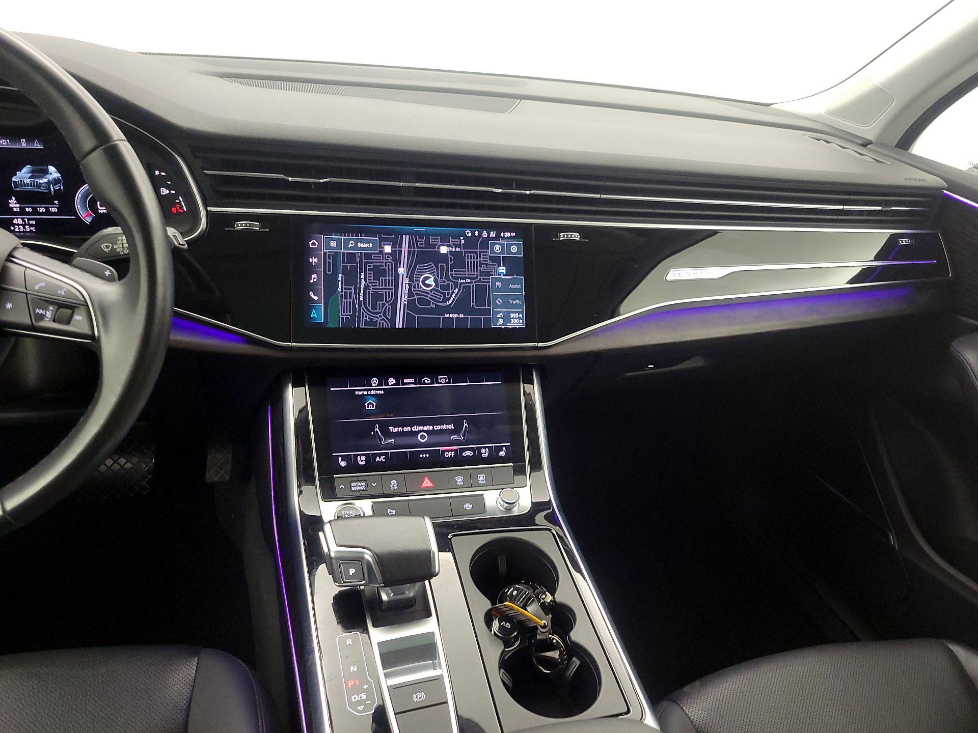 Thumbnail: 2022 Audi Q7 - 9