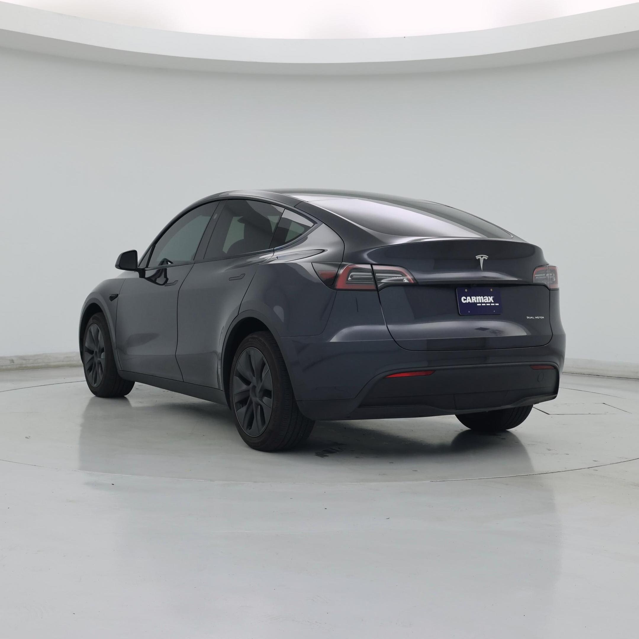 Thumbnail: 2025 Tesla Model Y - 2