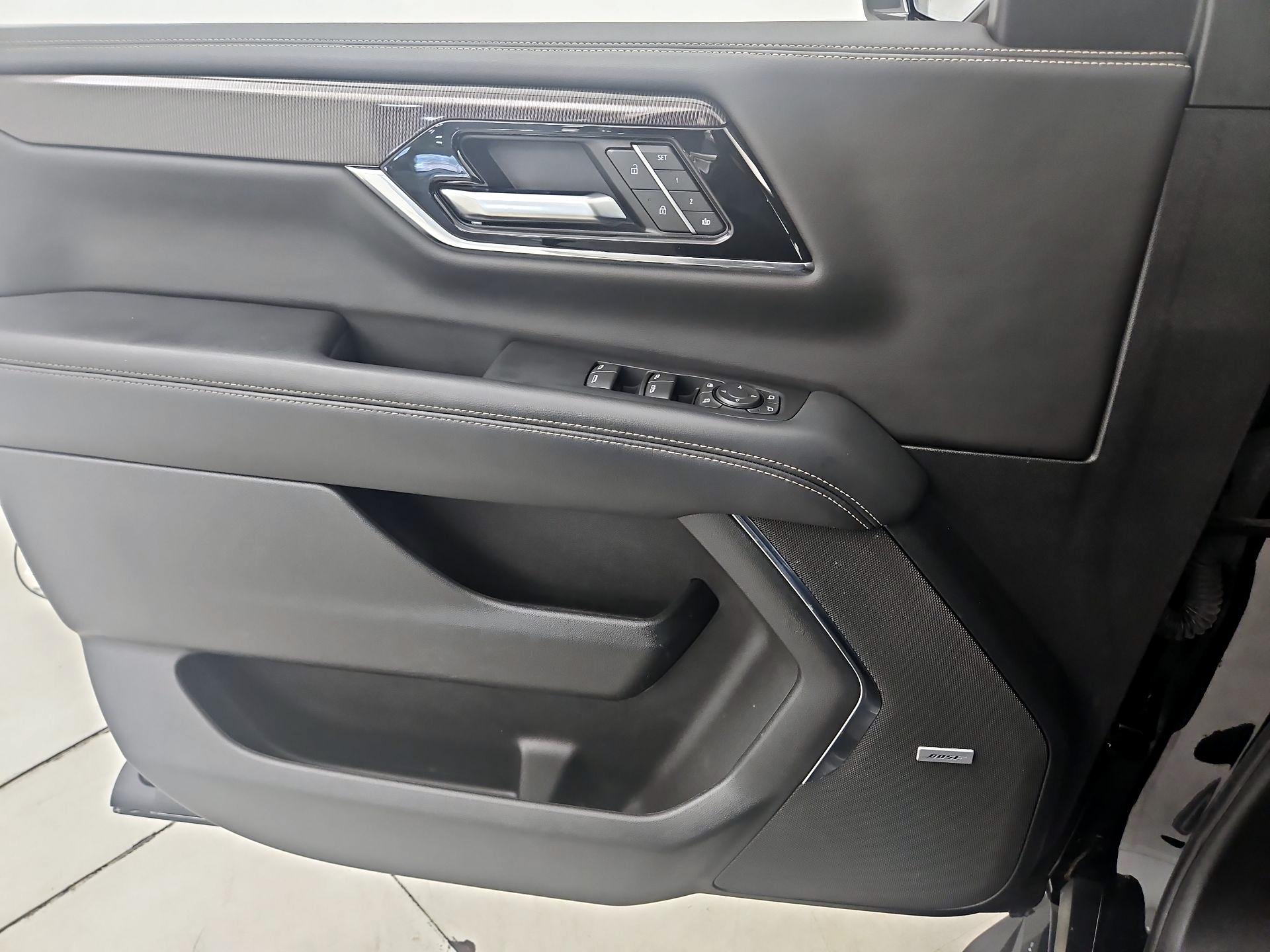 Thumbnail: 2025 GMC Yukon - 12