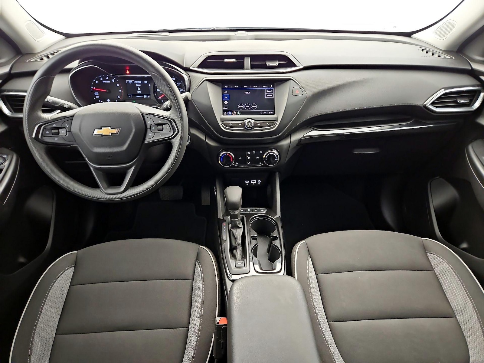 2023 Chevrolet TrailBlazer LT - Photo 10