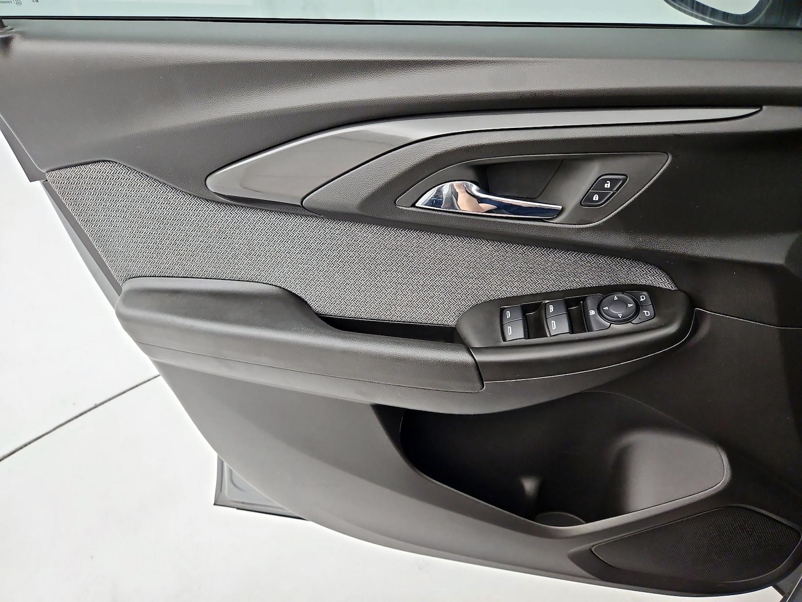 2023 Chevrolet TrailBlazer LT - Photo 13