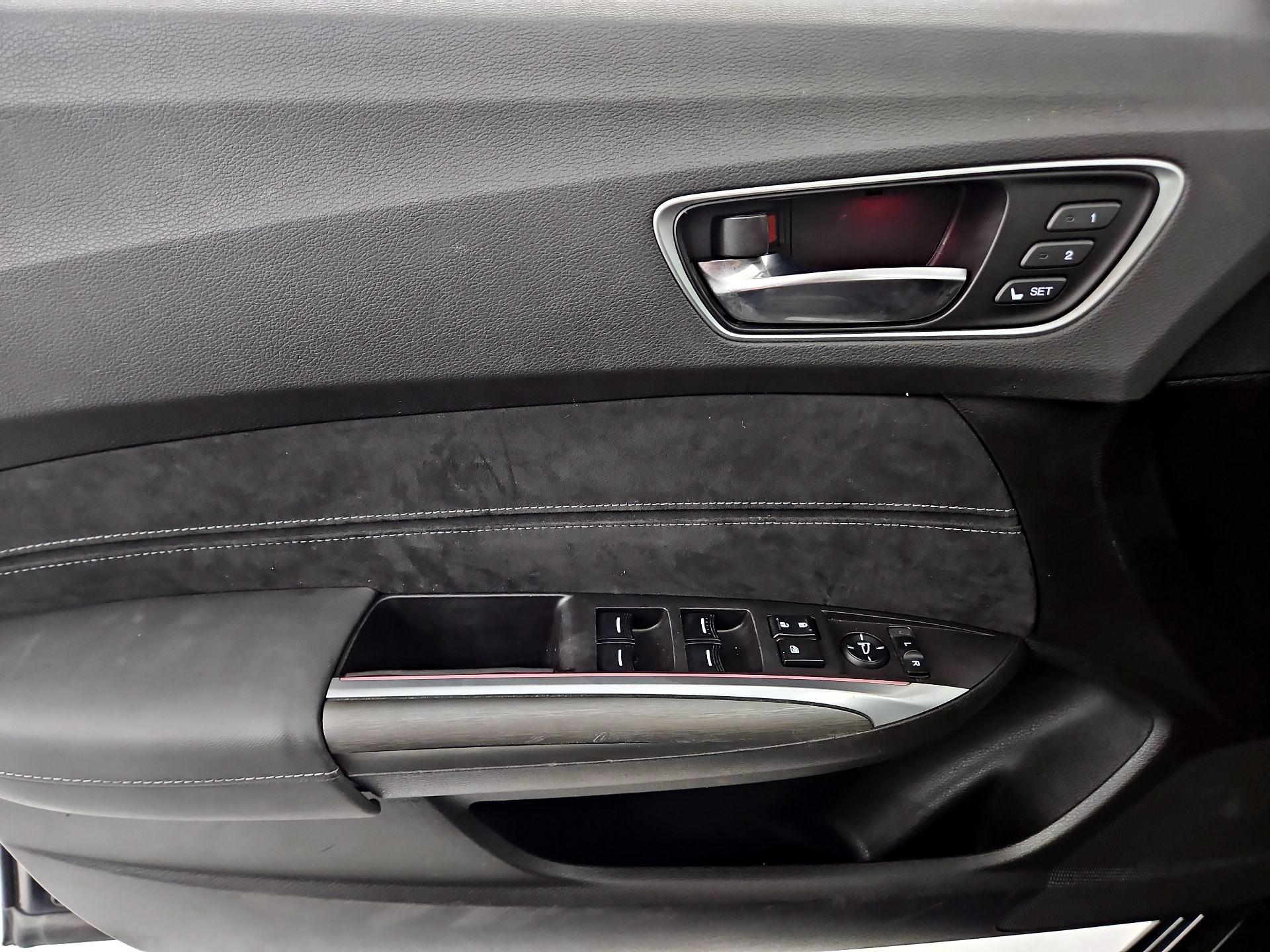Thumbnail: 2020 Acura TLX - 10