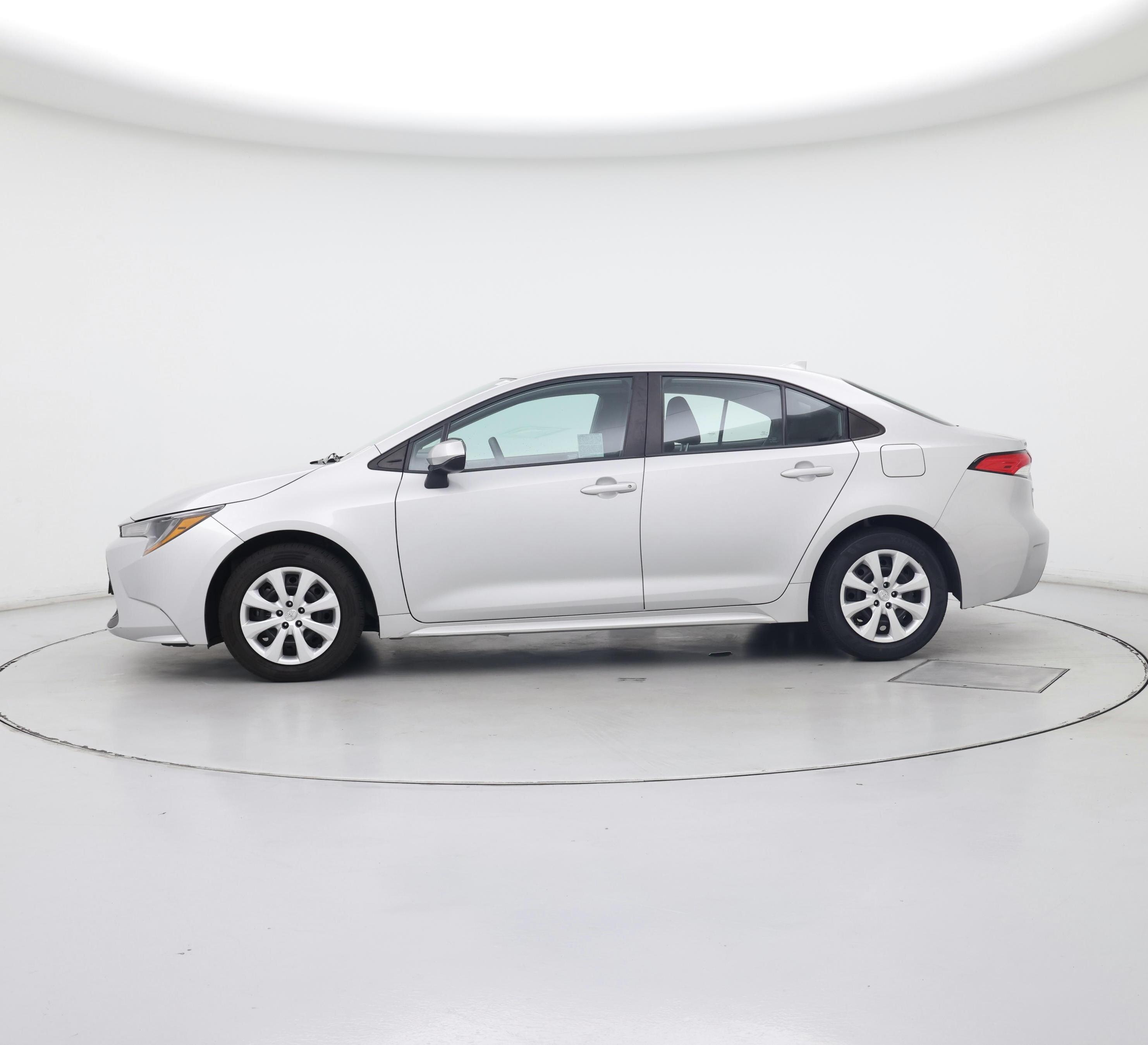 Thumbnail: 2022 Toyota Corolla - 3