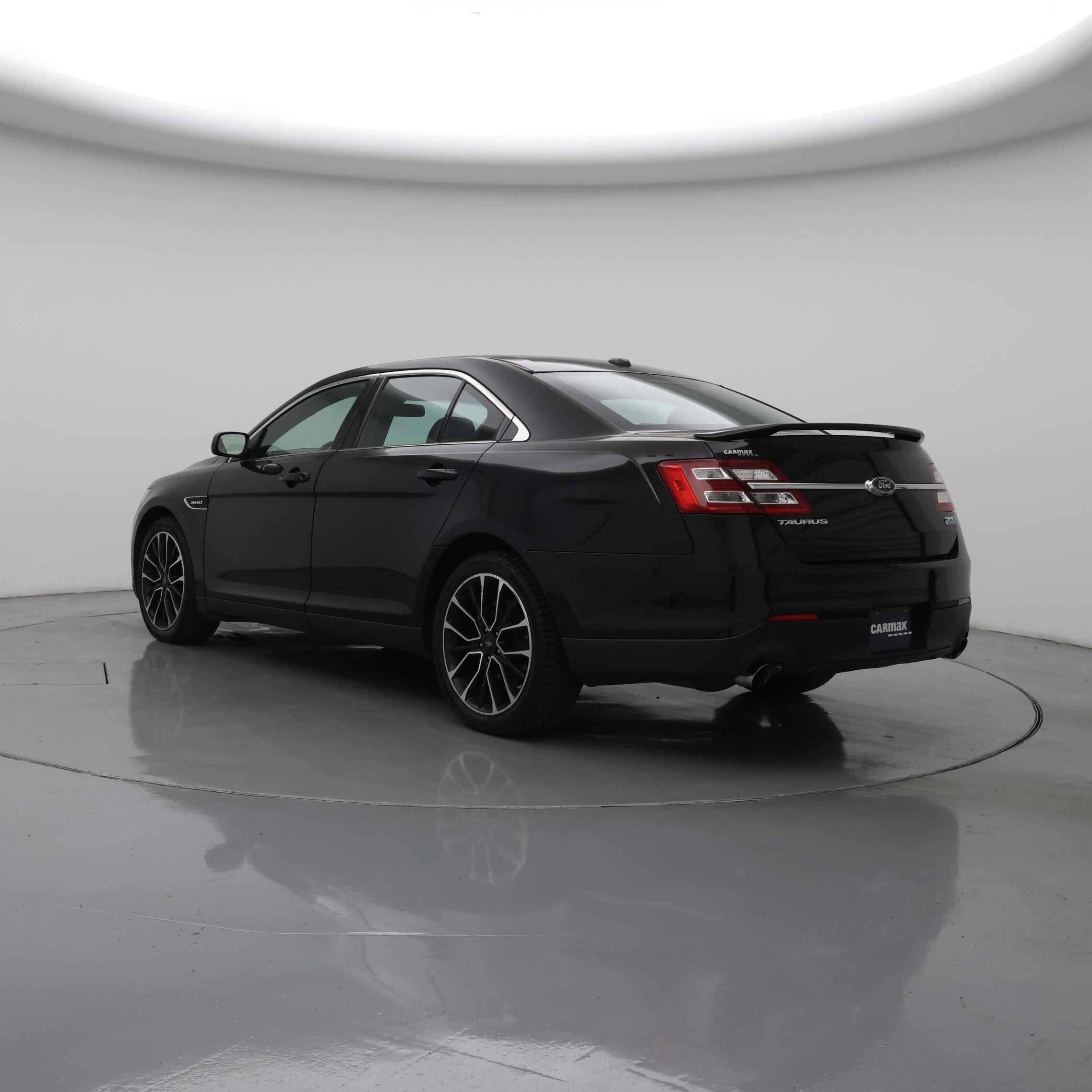 Thumbnail: 2018 Ford Taurus - 2
