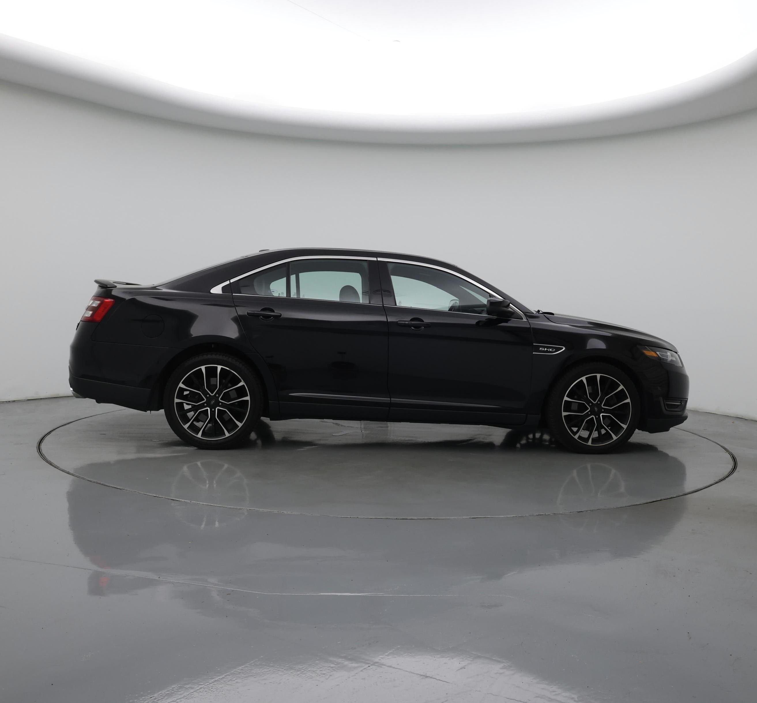 Thumbnail: 2018 Ford Taurus - 7