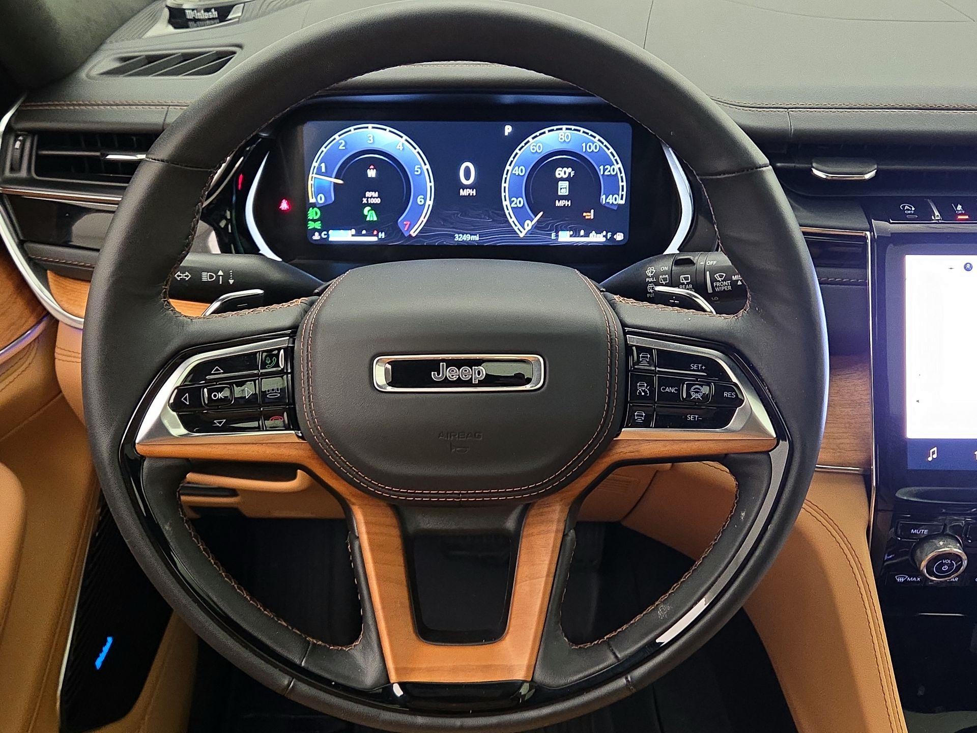 Thumbnail: 2025 Jeep Grand Cherokee - 10