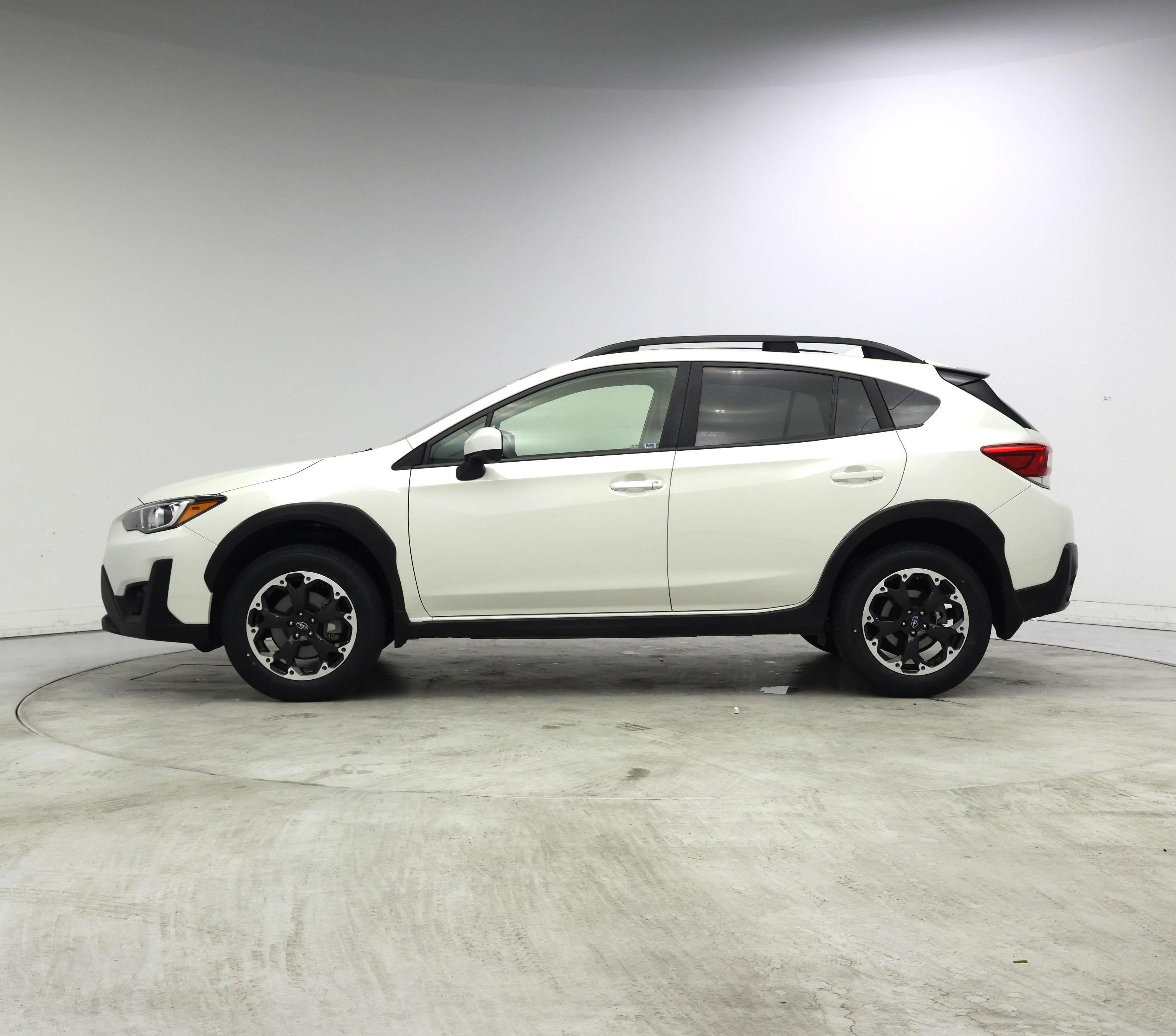 Thumbnail: 2021 Subaru Crosstrek - 3