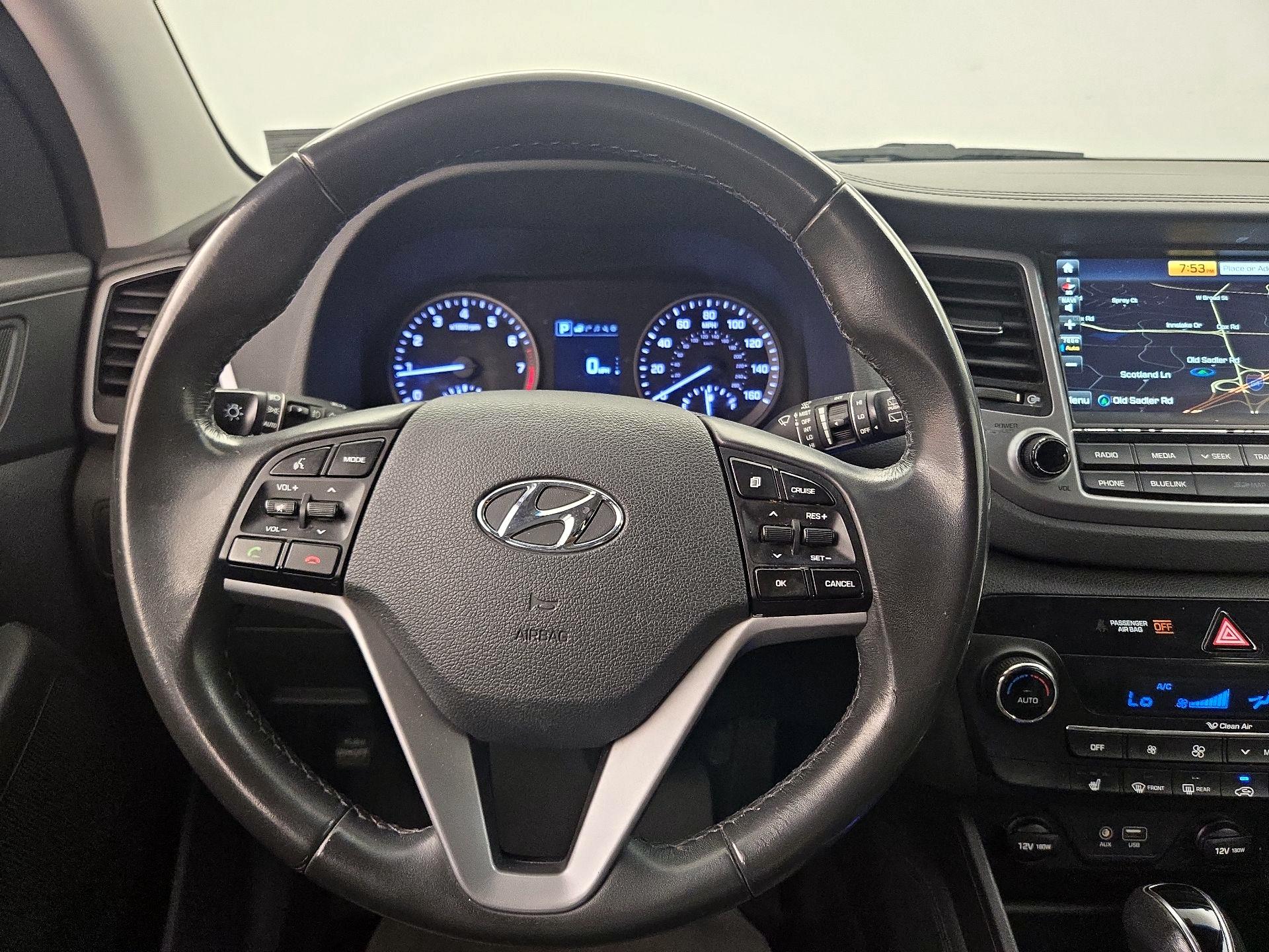 Thumbnail: 2017 Hyundai Tucson - 10