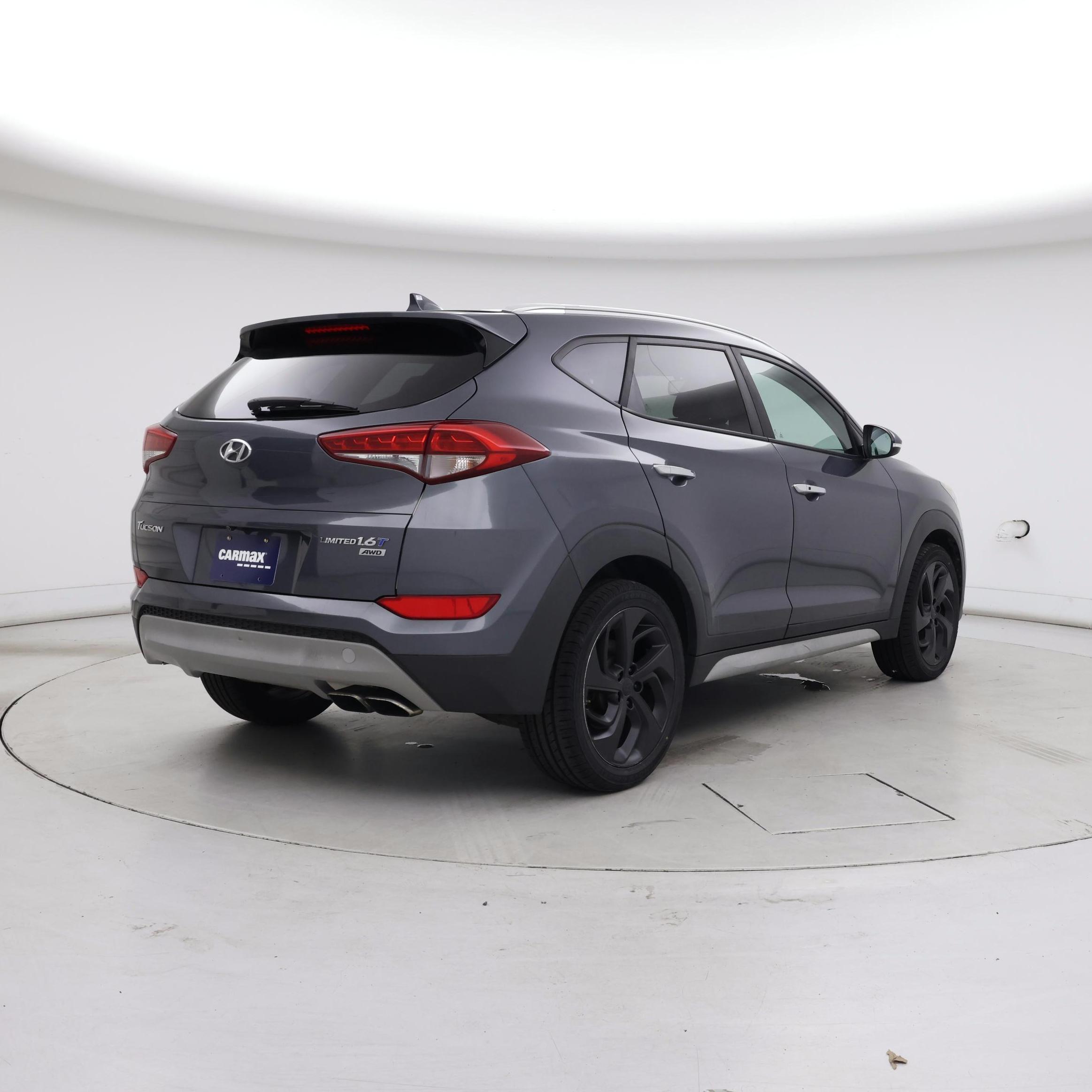 Thumbnail: 2017 Hyundai Tucson - 8