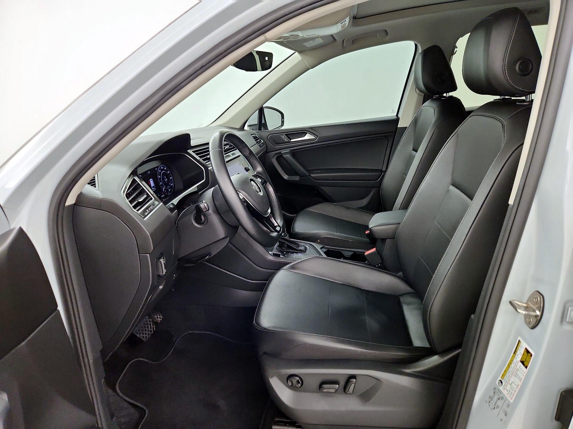 Thumbnail: 2019 Volkswagen Tiguan - 11