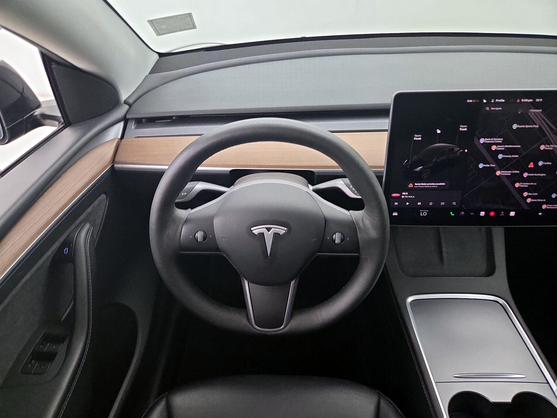 Thumbnail: 2025 Tesla Model Y - 10