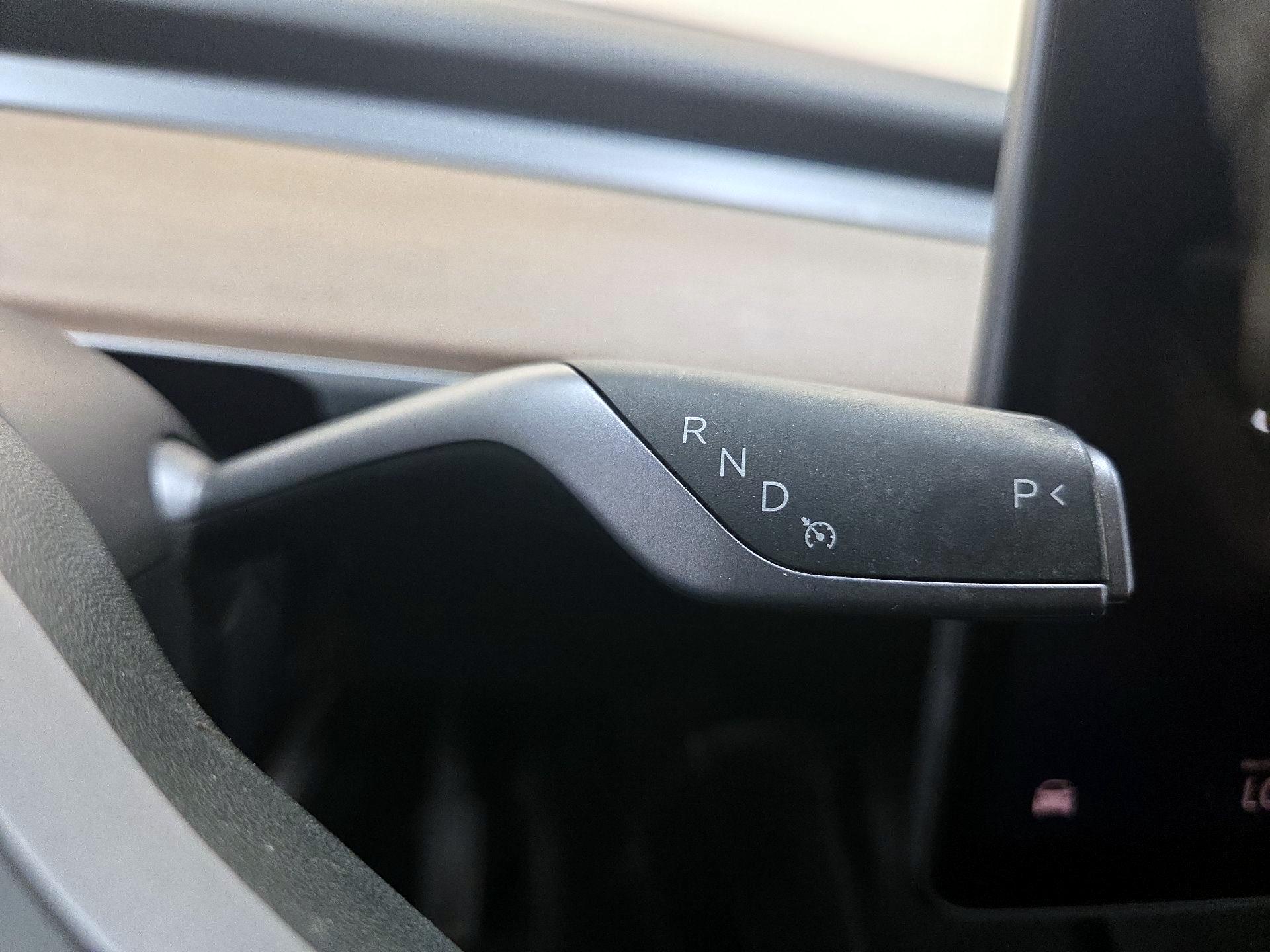 Thumbnail: 2025 Tesla Model Y - 17
