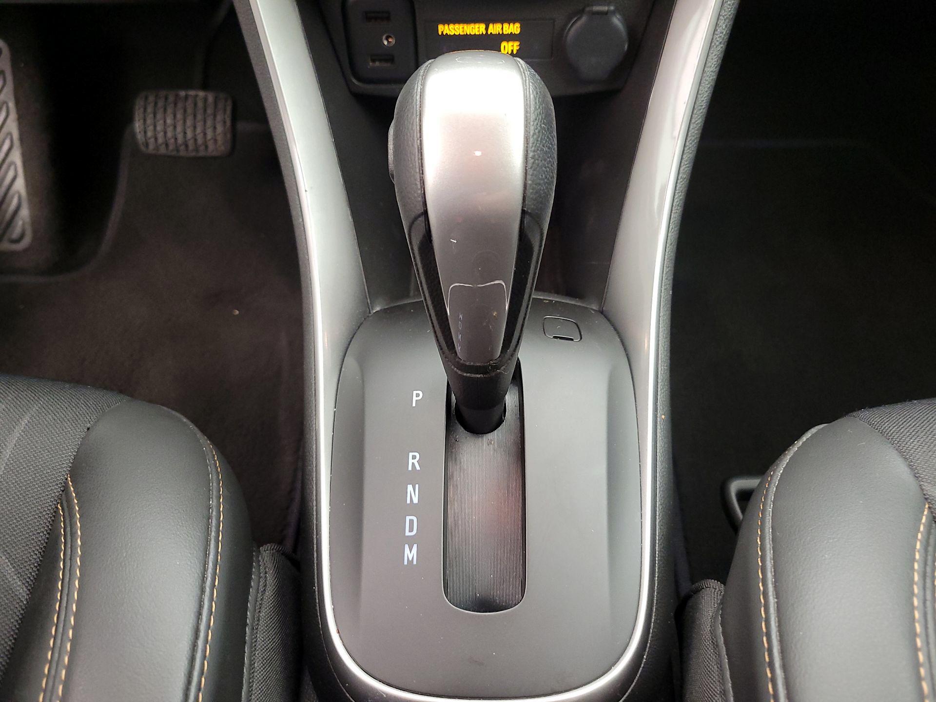 Thumbnail: 2020 Chevrolet Trax - 17