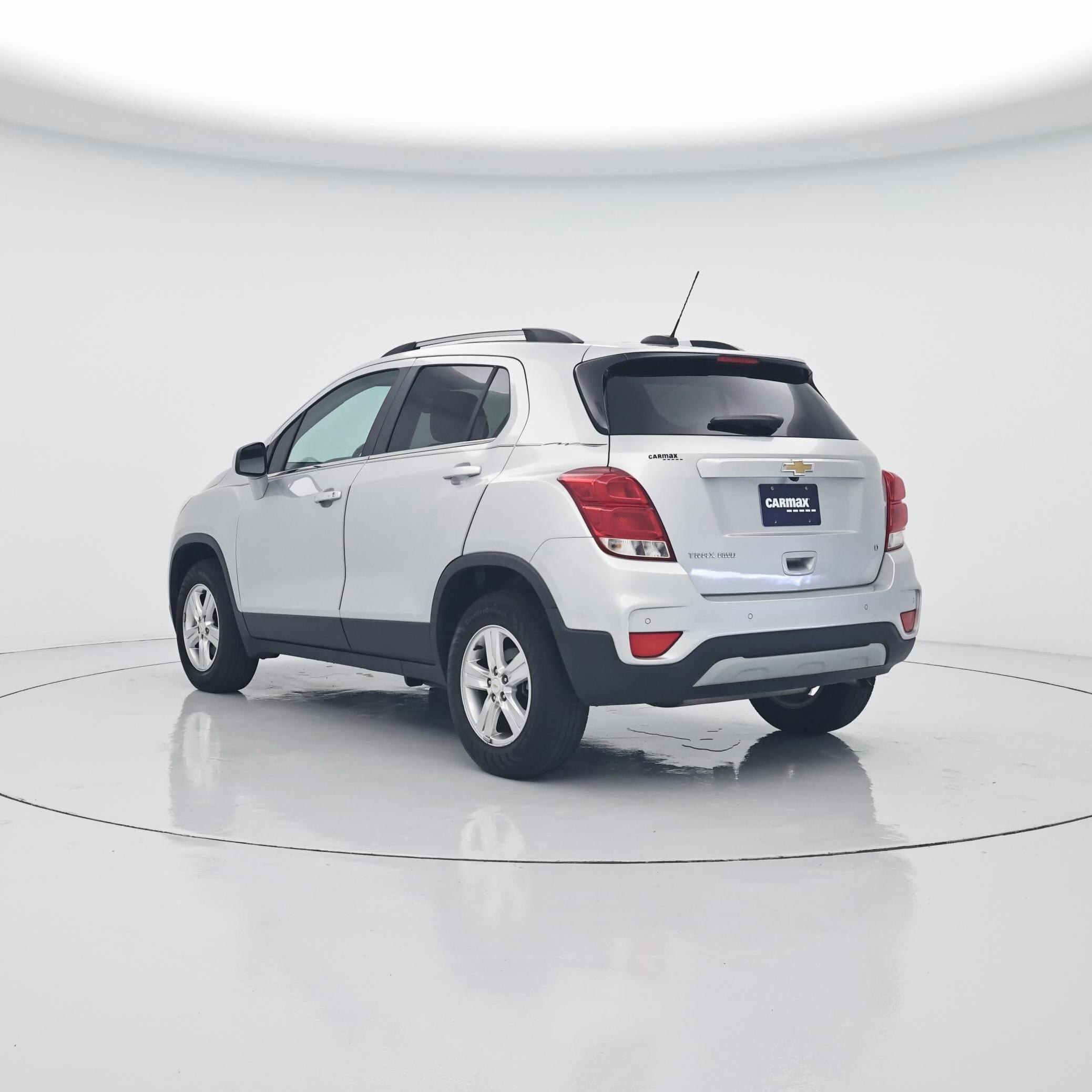 Thumbnail: 2020 Chevrolet Trax - 2