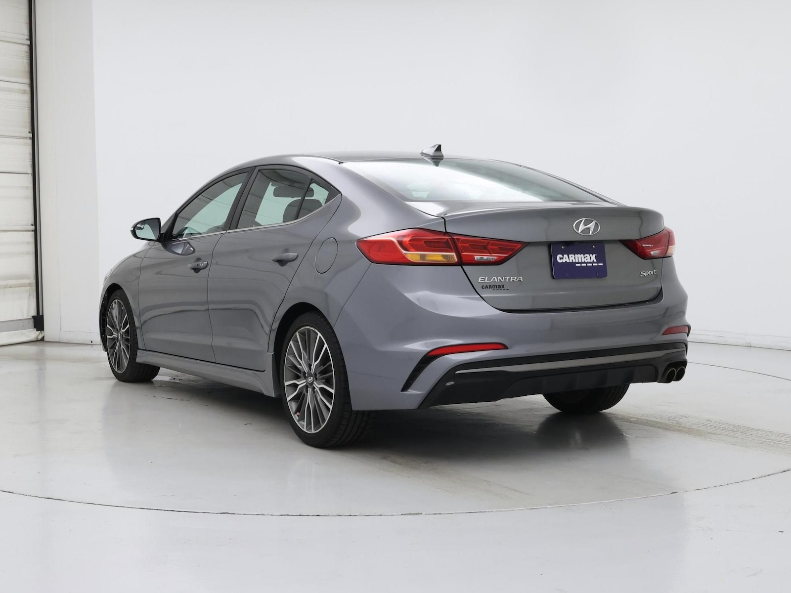 2017 Hyundai Elantra Sport - Photo 3