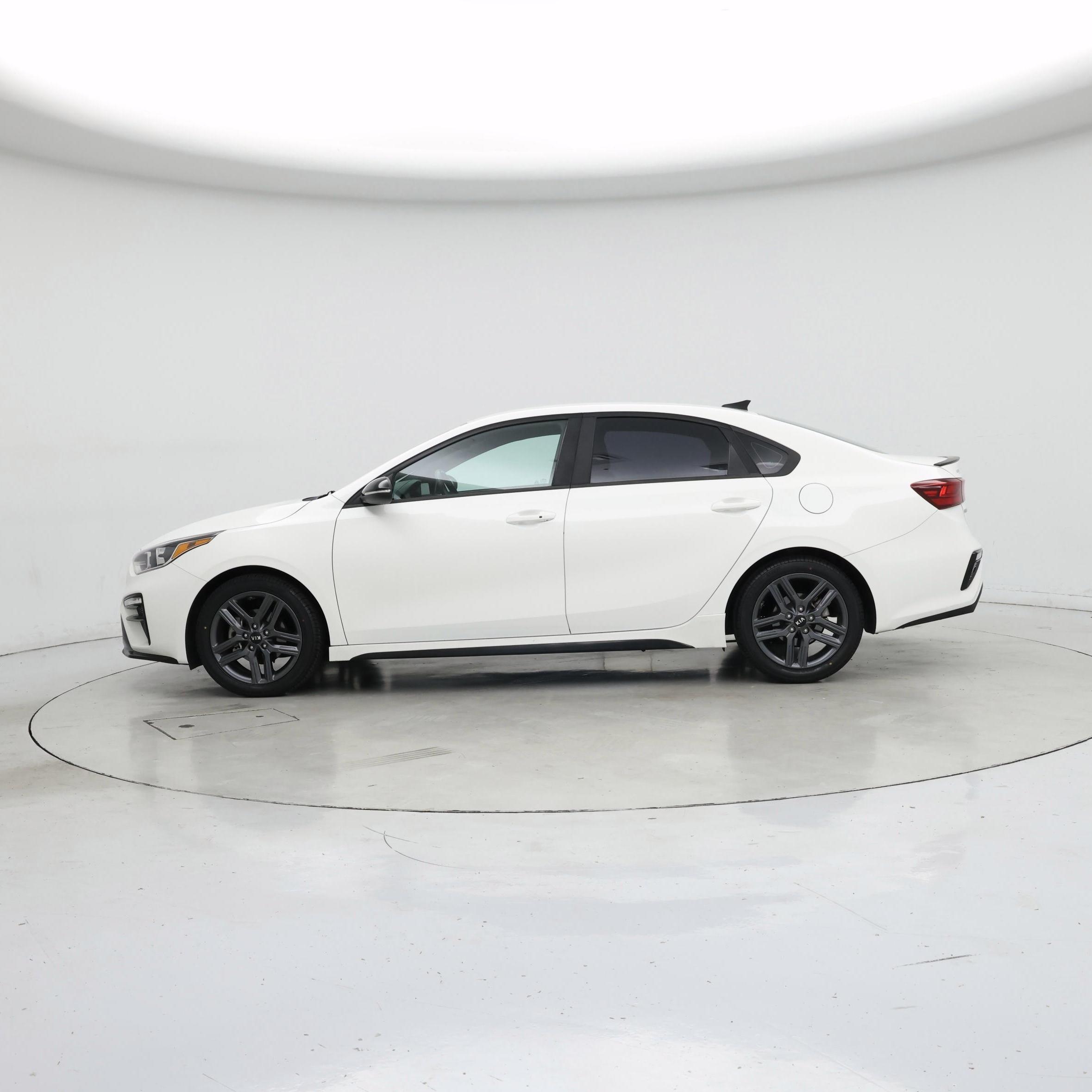 Thumbnail: 2020 Kia Forte - 3