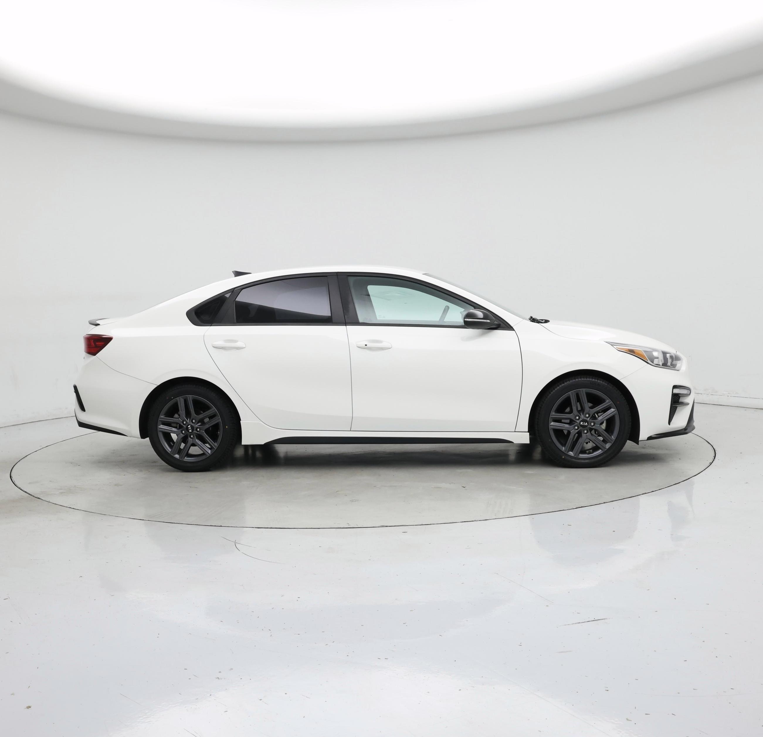 Thumbnail: 2020 Kia Forte - 7