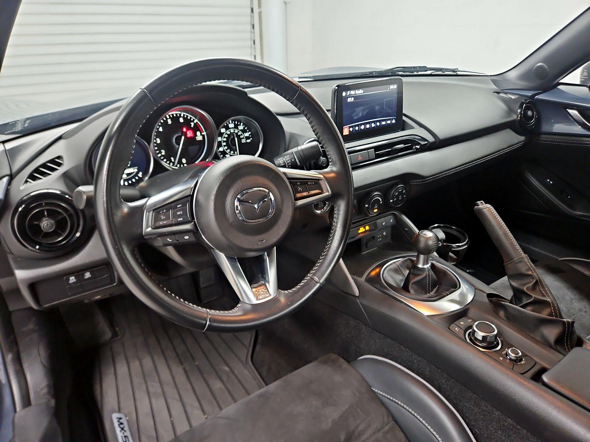 Thumbnail: 2021 Mazda MX-5 Miata - 9