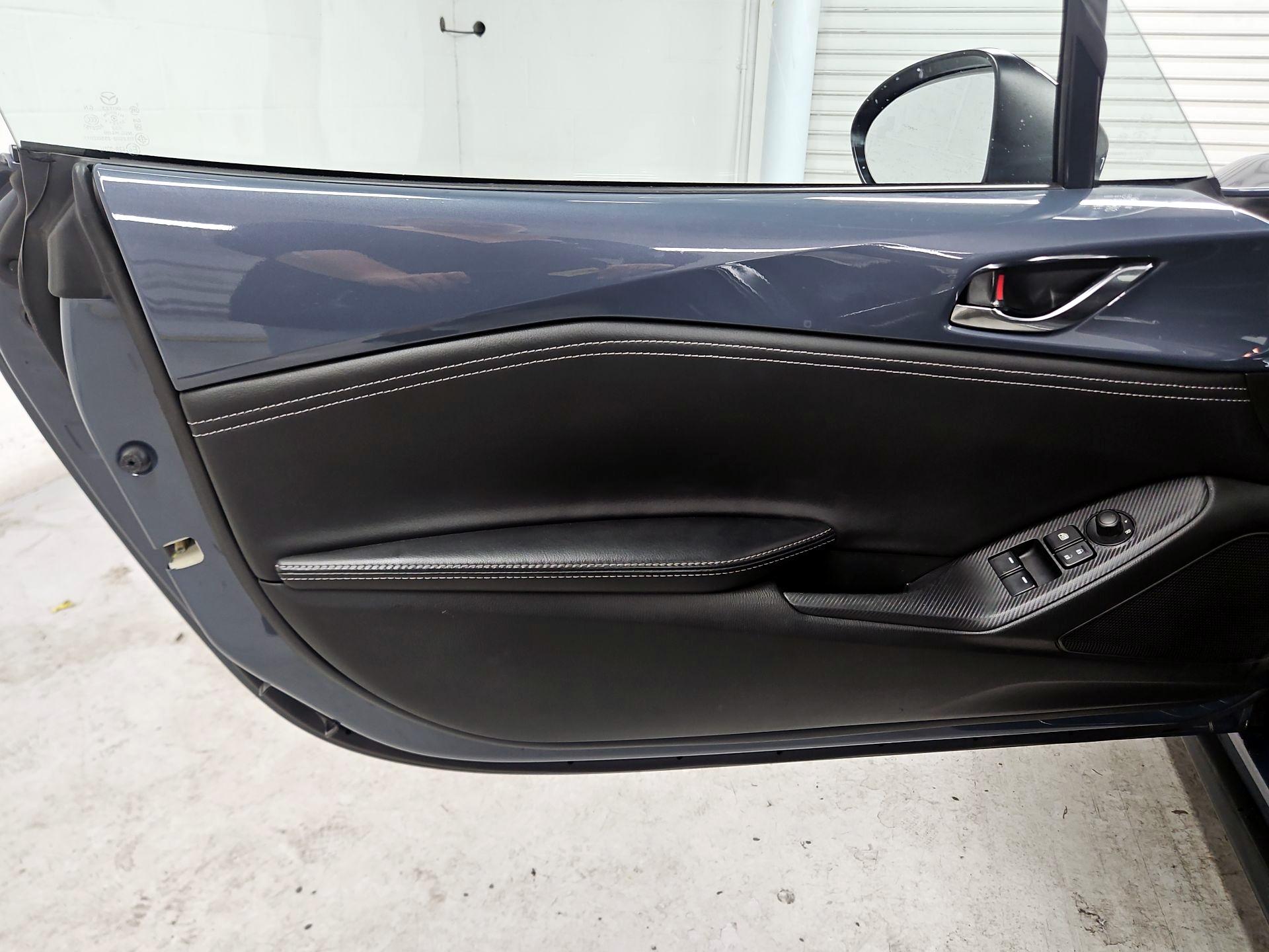 Thumbnail: 2021 Mazda MX-5 Miata - 12