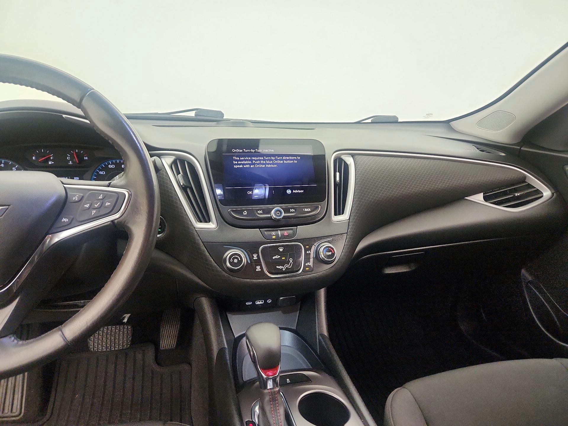 Thumbnail: 2021 Chevrolet Malibu - 9