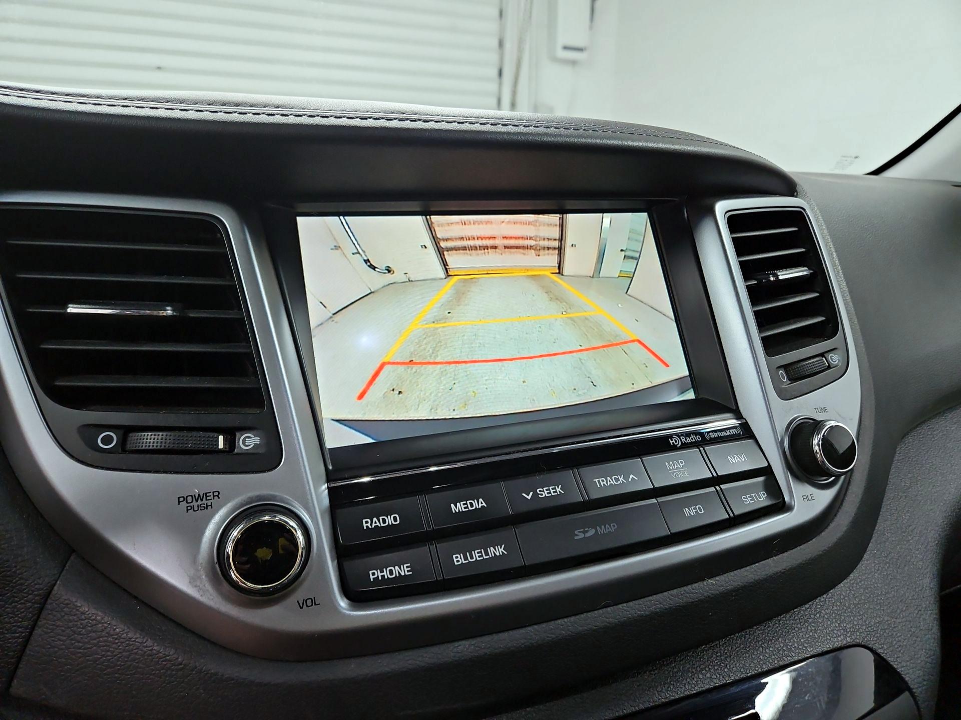 Thumbnail: 2016 Hyundai Tucson - 15