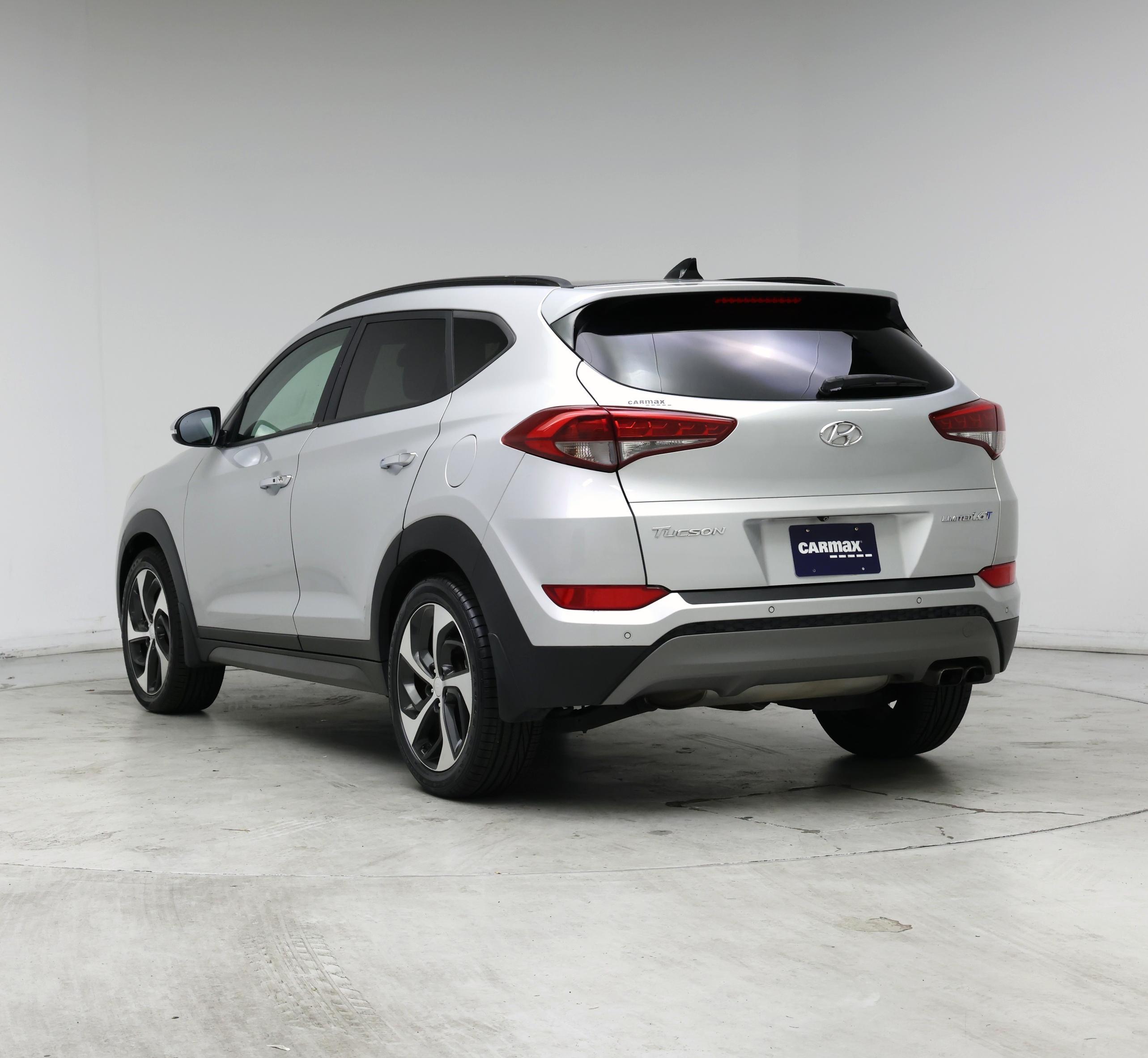Thumbnail: 2016 Hyundai Tucson - 2