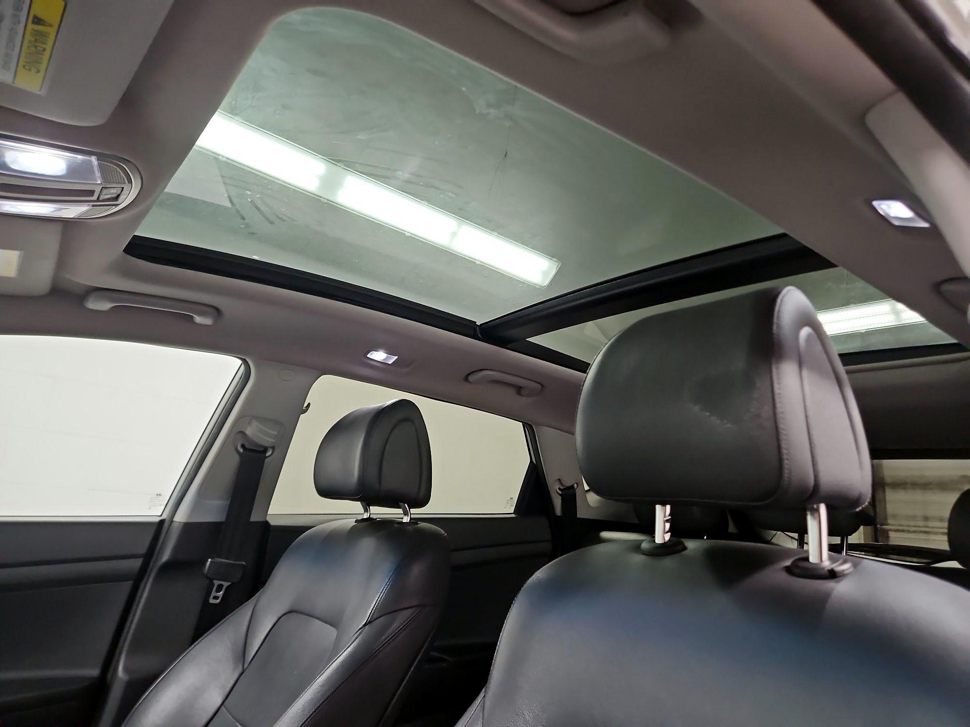 Thumbnail: 2016 Hyundai Tucson - 20