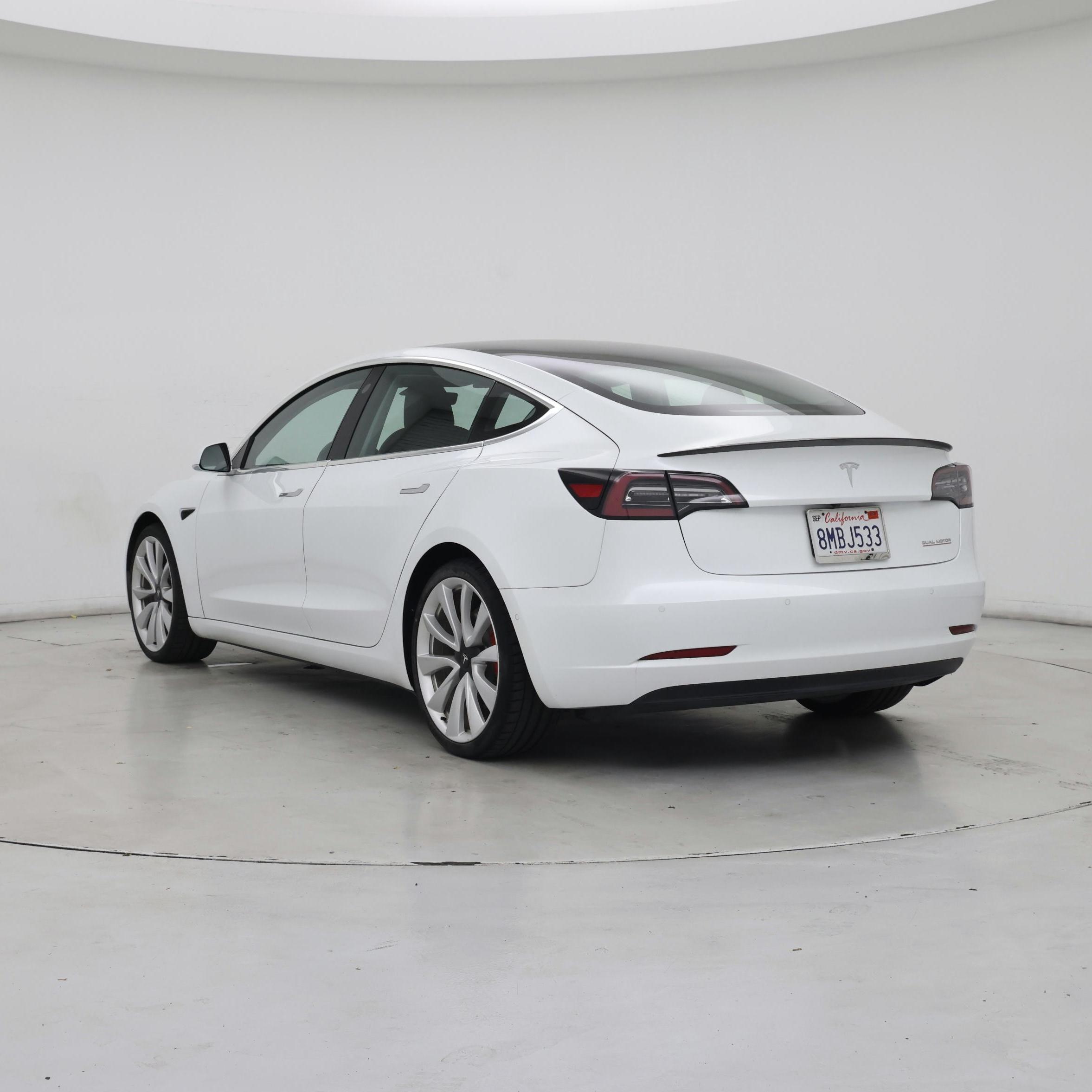 Thumbnail: 2019 Tesla Model 3 - 2