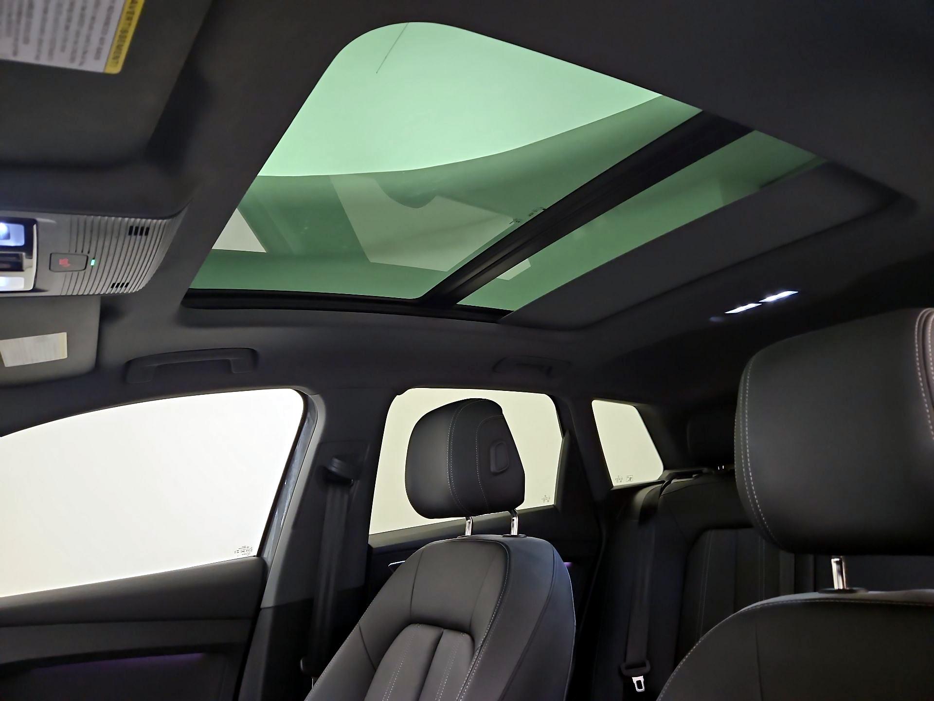 Thumbnail: 2023 Audi Q4 e-tron - 20