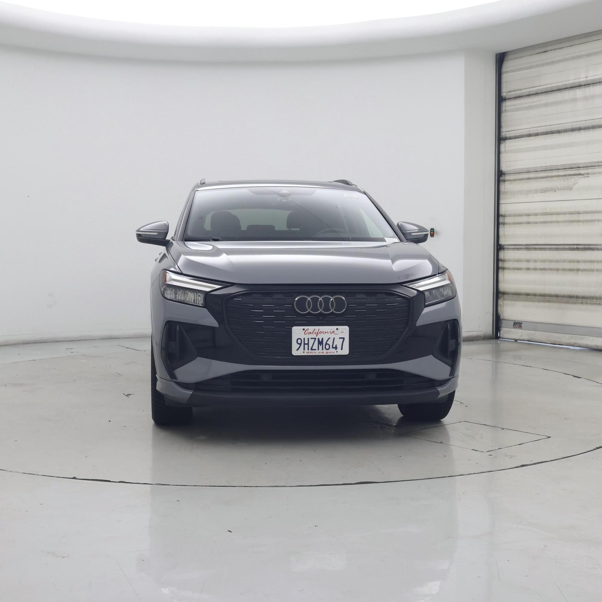 Thumbnail: 2023 Audi Q4 e-tron - 5