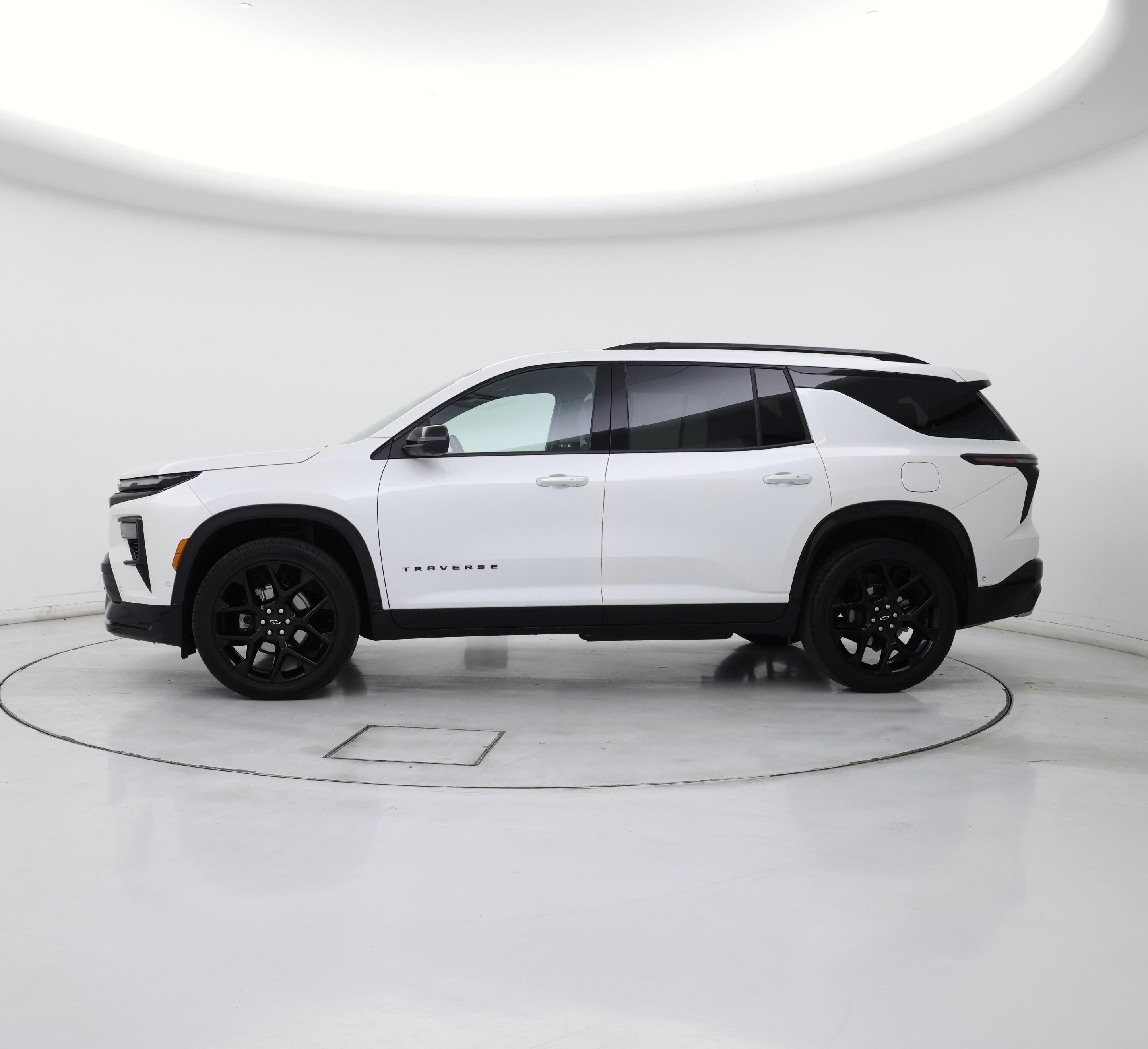 Thumbnail: 2025 Chevrolet Traverse - 3