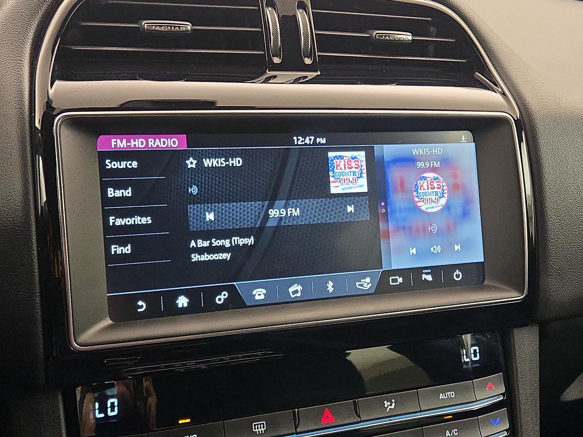 Thumbnail: 2020 Jaguar F-Pace - 15