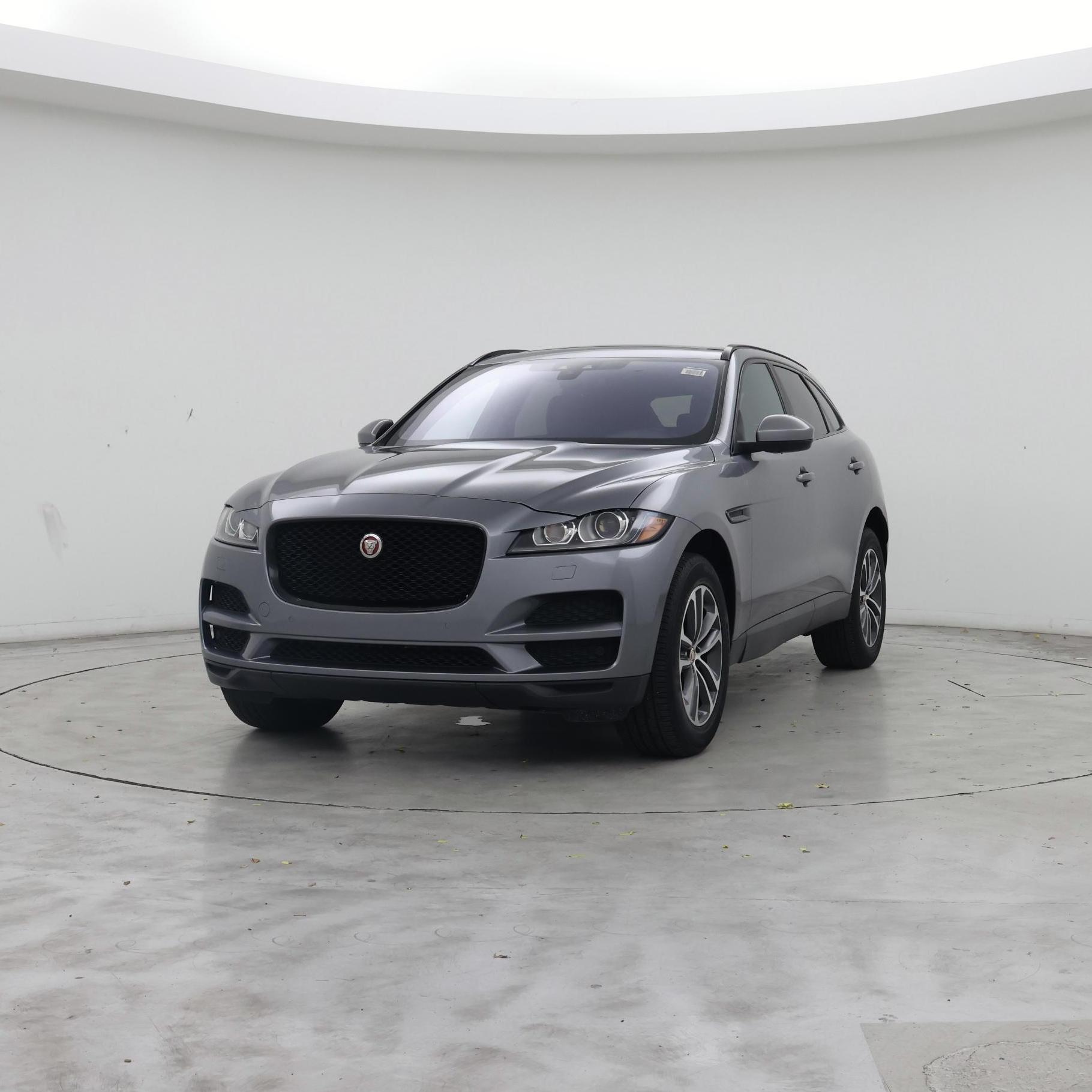 Thumbnail: 2020 Jaguar F-Pace - 4