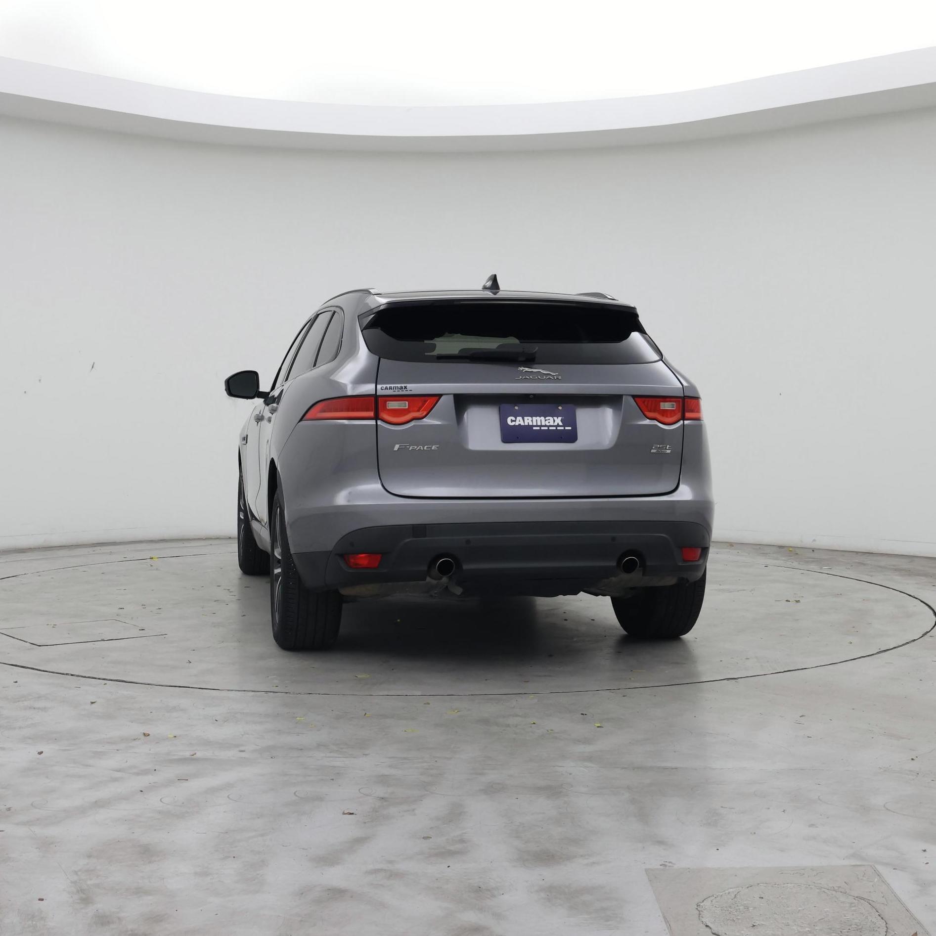 Thumbnail: 2020 Jaguar F-Pace - 6