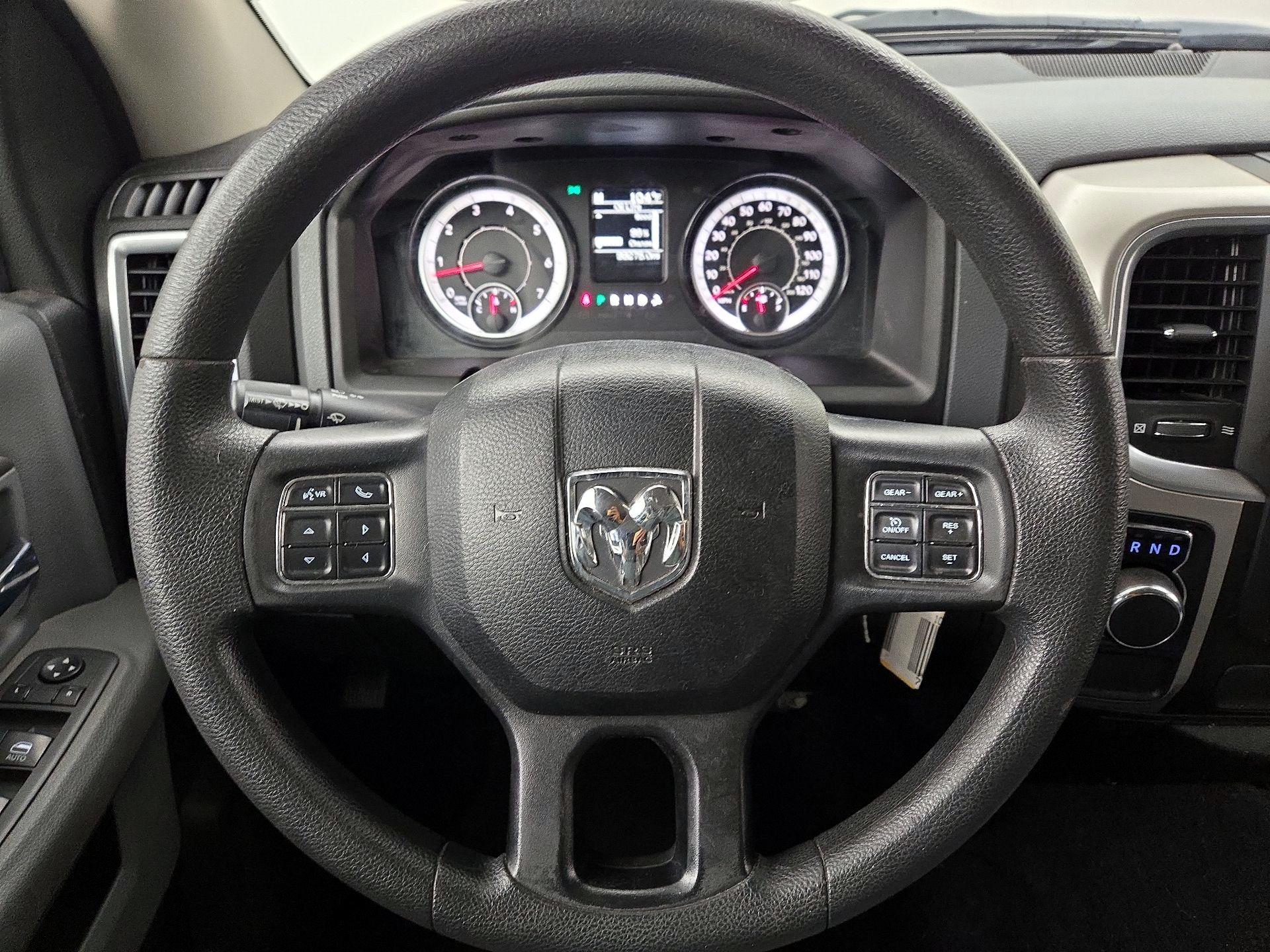 Thumbnail: 2019 RAM 1500 Classic - 10