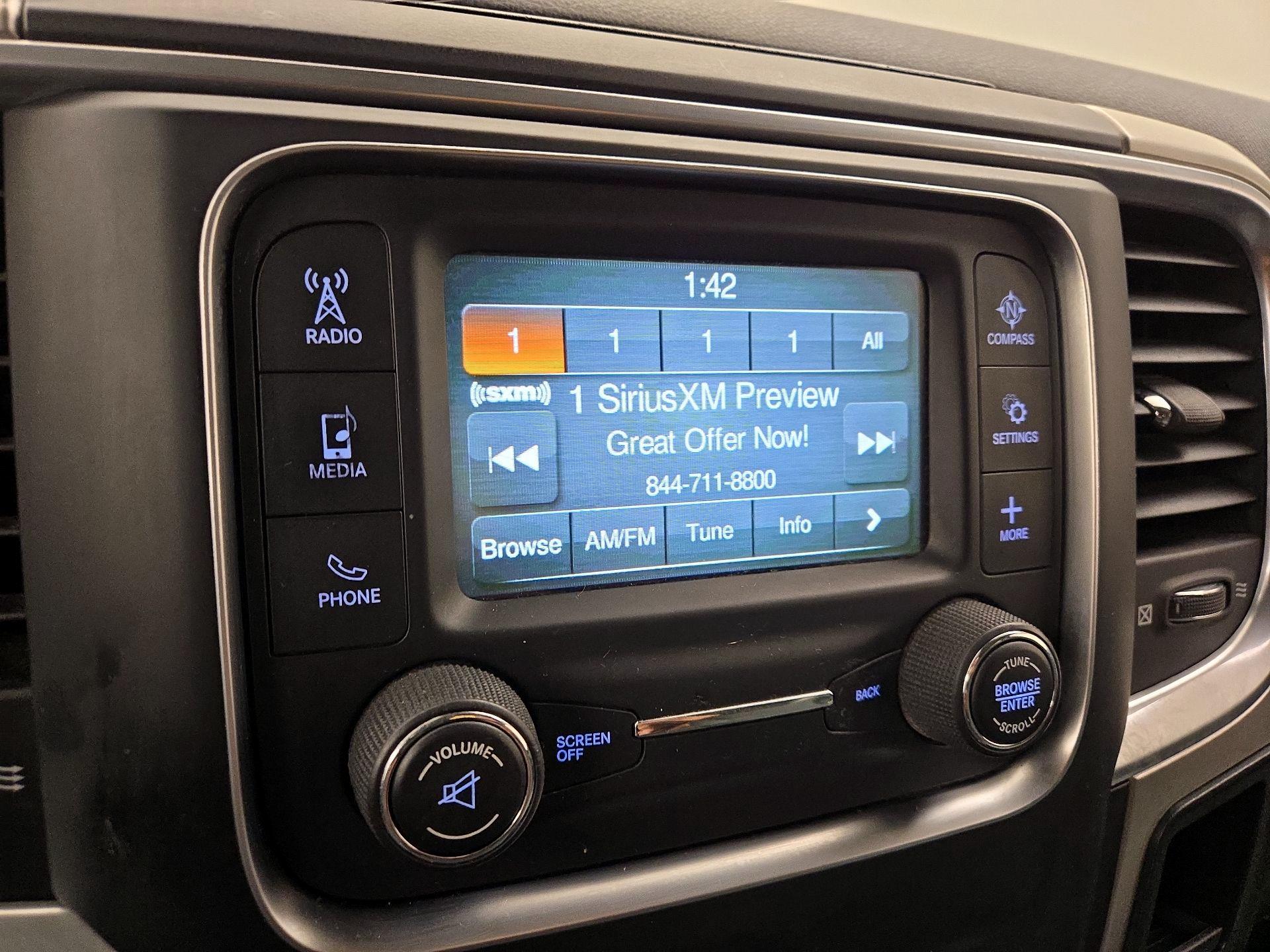 Thumbnail: 2019 RAM 1500 Classic - 15