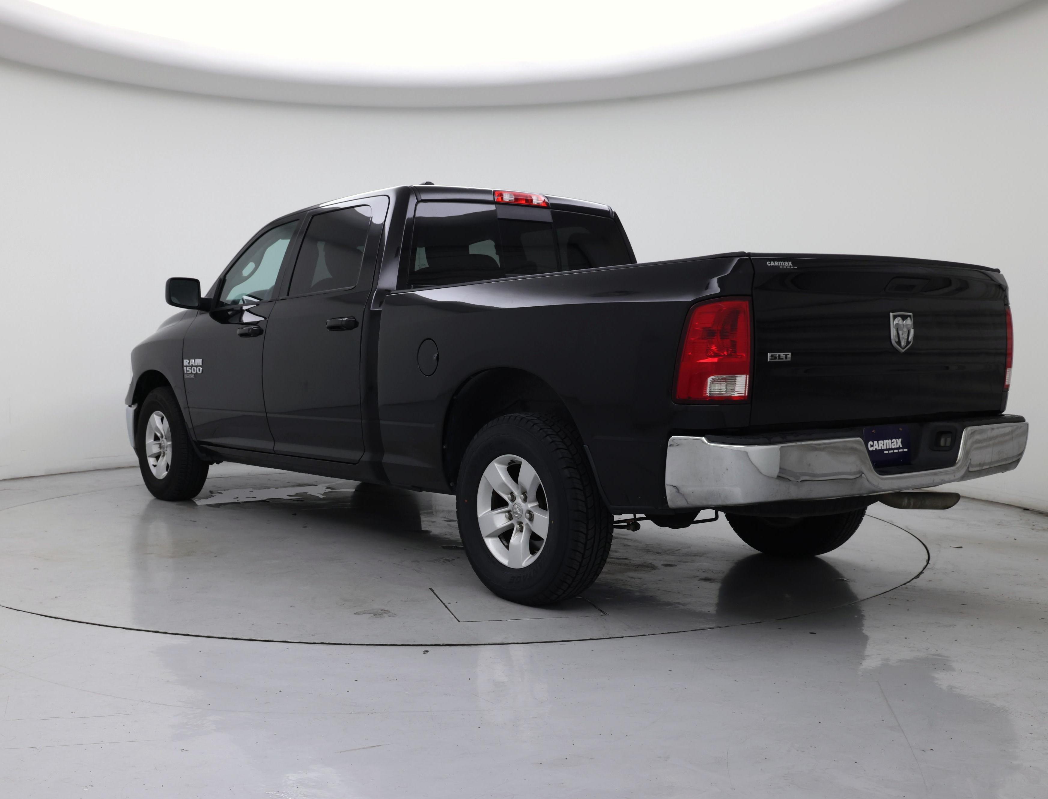 Thumbnail: 2019 RAM 1500 Classic - 2