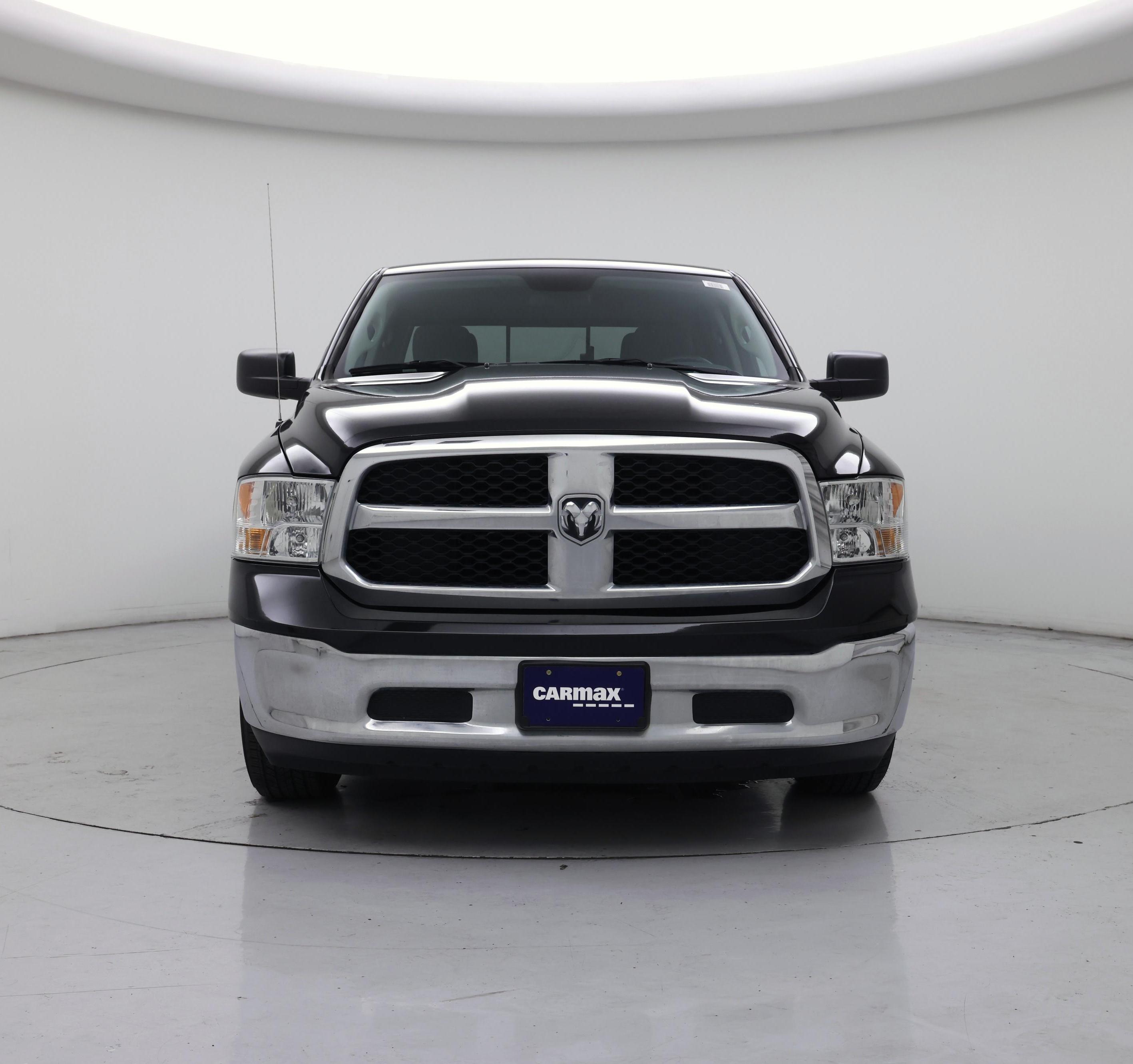 Thumbnail: 2019 RAM 1500 Classic - 5