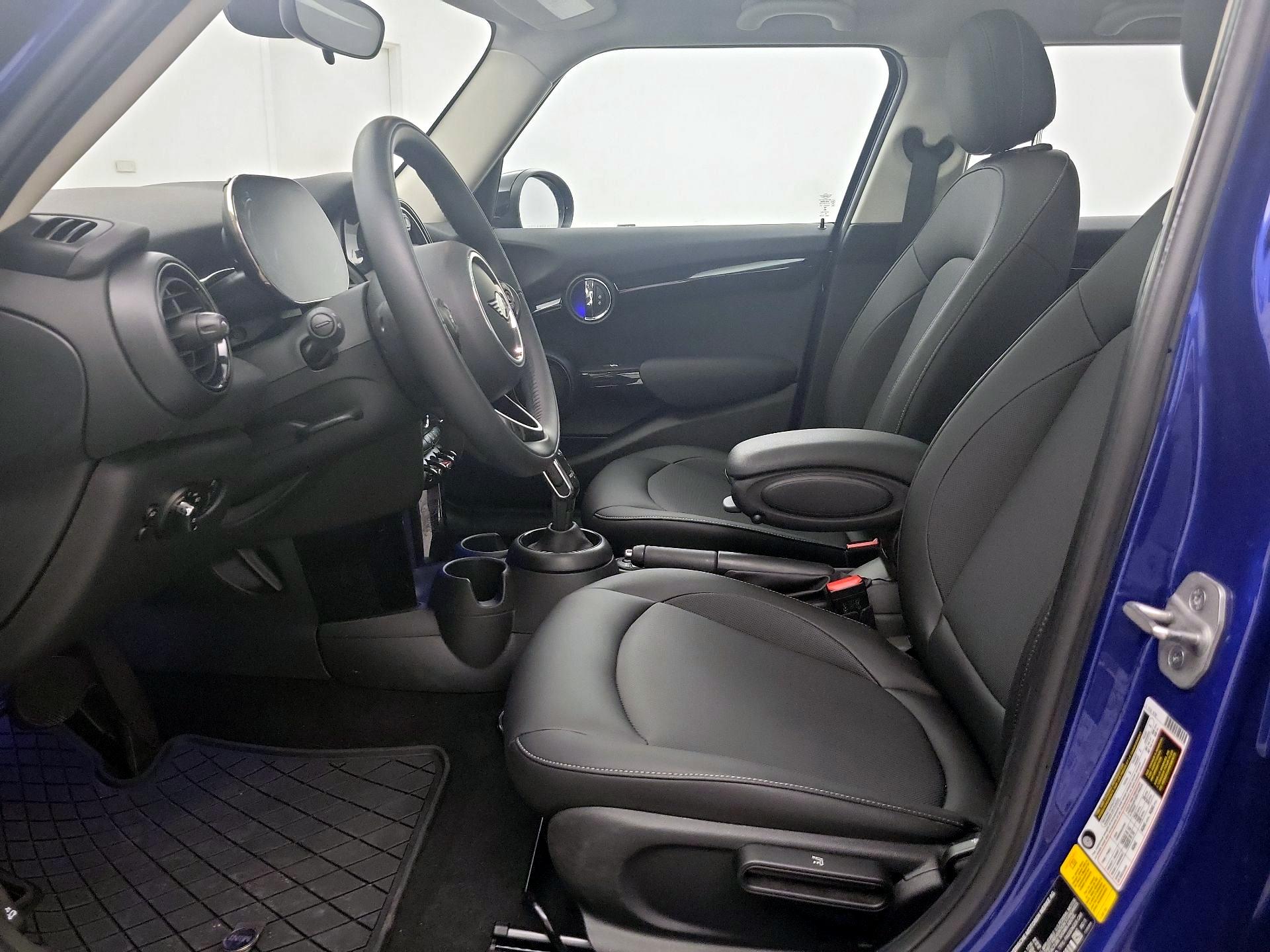 Thumbnail: 2021 MINI Cooper Hardtop - 11