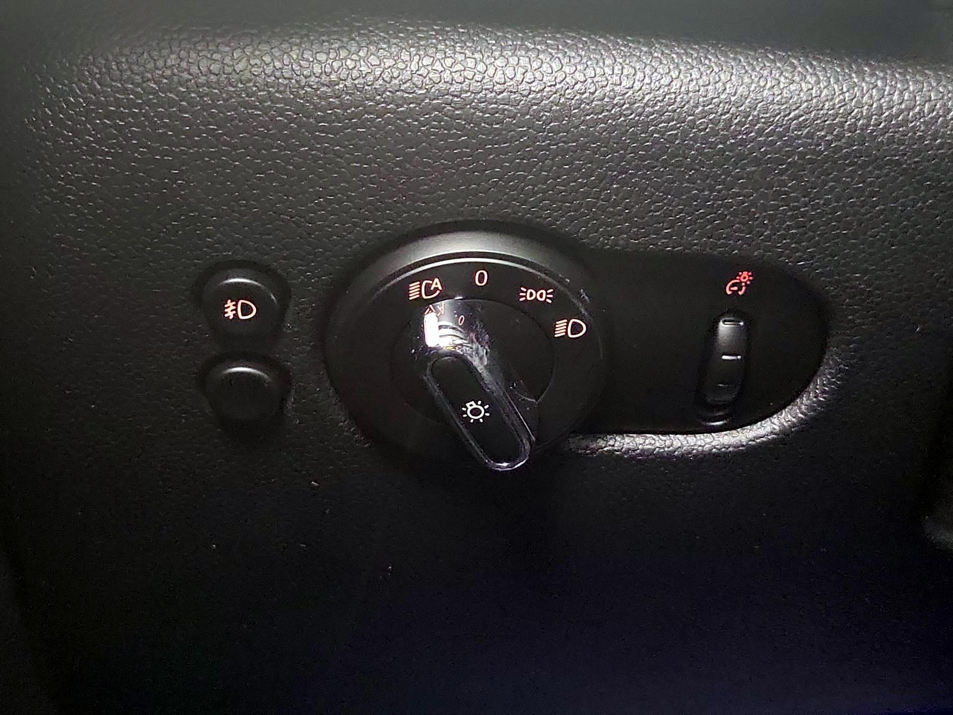 Thumbnail: 2021 MINI Cooper Hardtop - 13