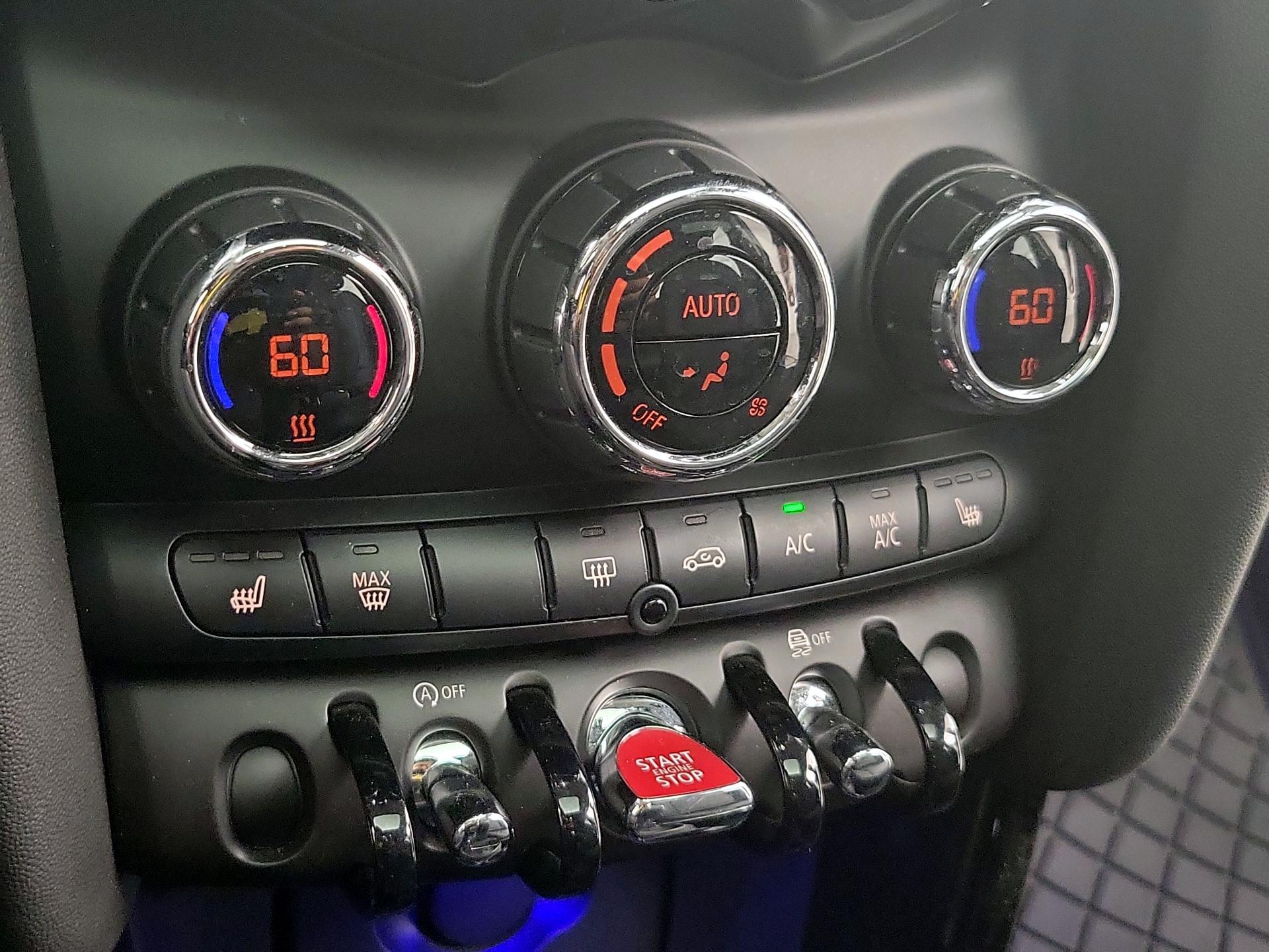 Thumbnail: 2021 MINI Cooper Hardtop - 17