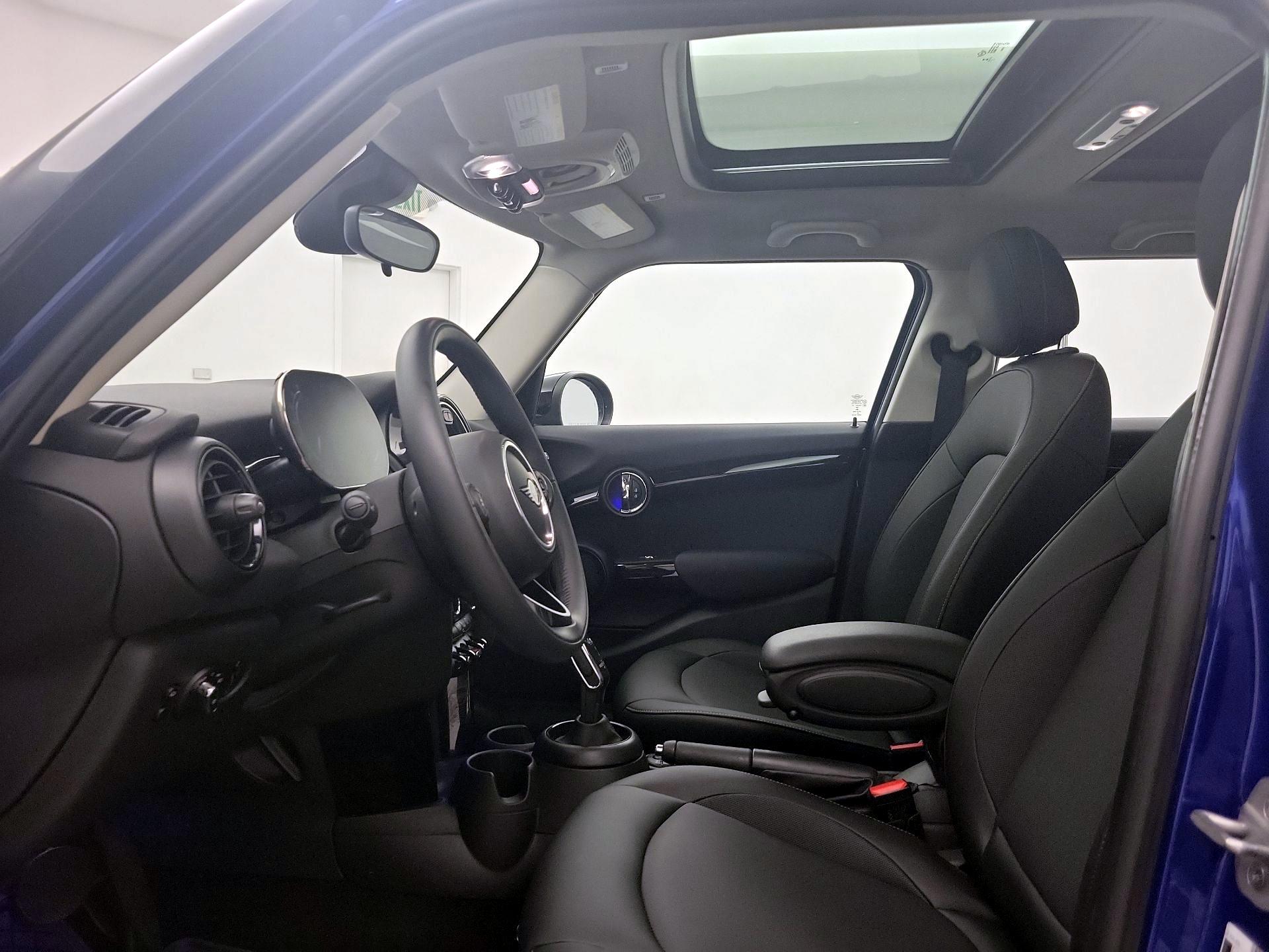 Thumbnail: 2021 MINI Cooper Hardtop - 20